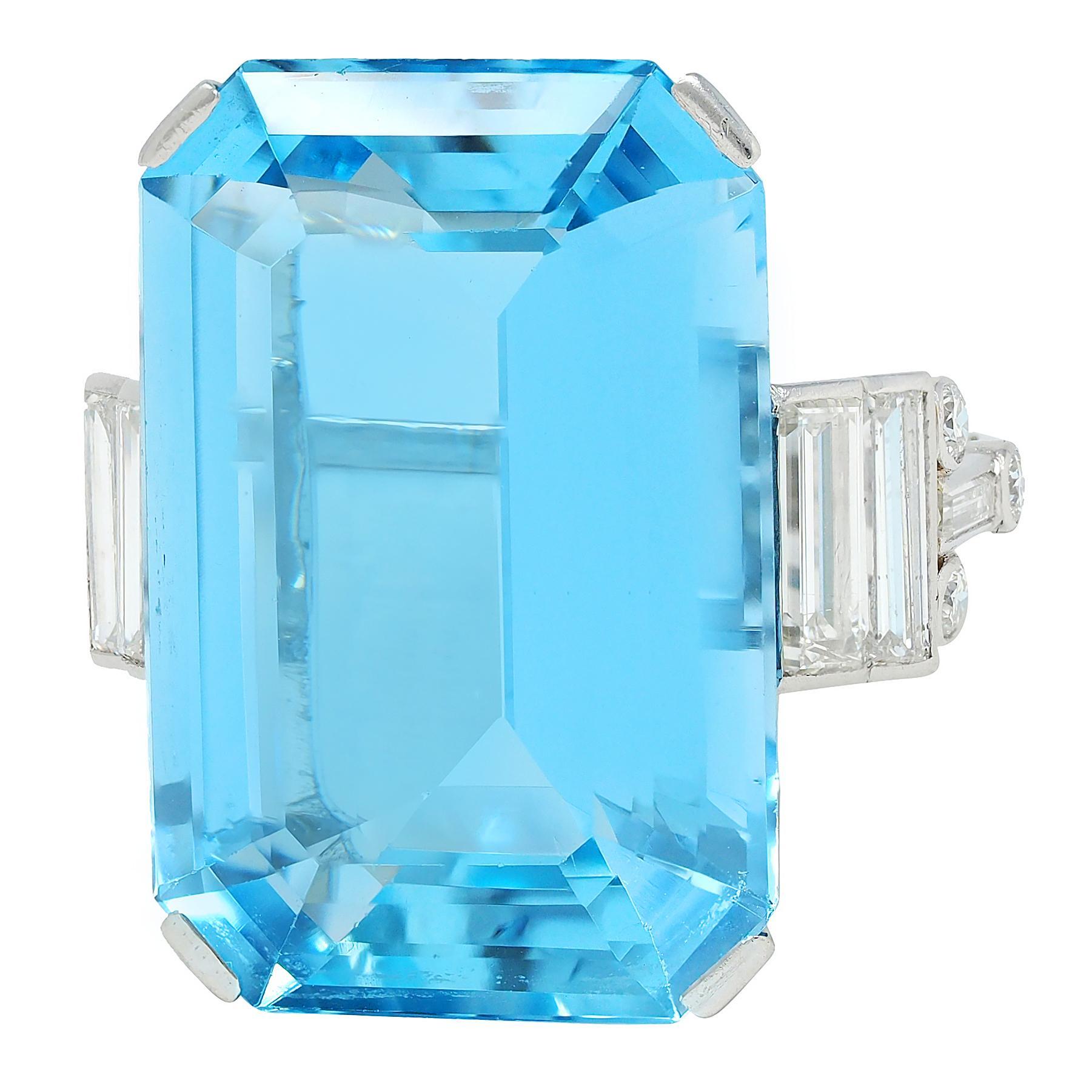 Cartier London 1950 22.30 CTW Aquamarine Diamond Platinum Vintage Cocktail Ring For Sale 1