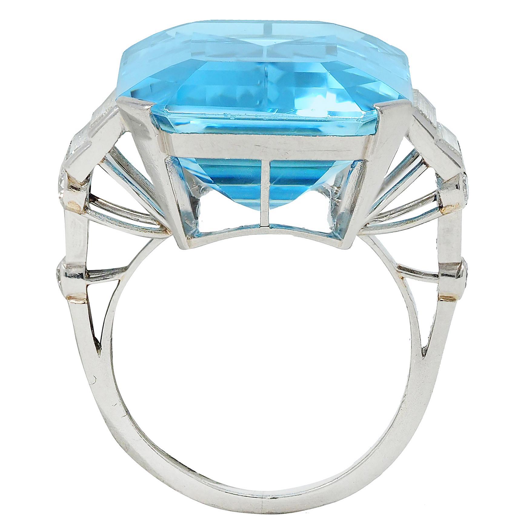 Cartier London 1950 22.30 CTW Aquamarine Diamond Platinum Vintage Cocktail Ring For Sale 3