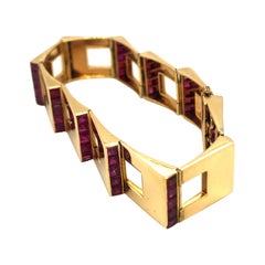 Cartier London Burma Rubine 18 Karat Roségold Escalier-Armband, 1940er Jahre