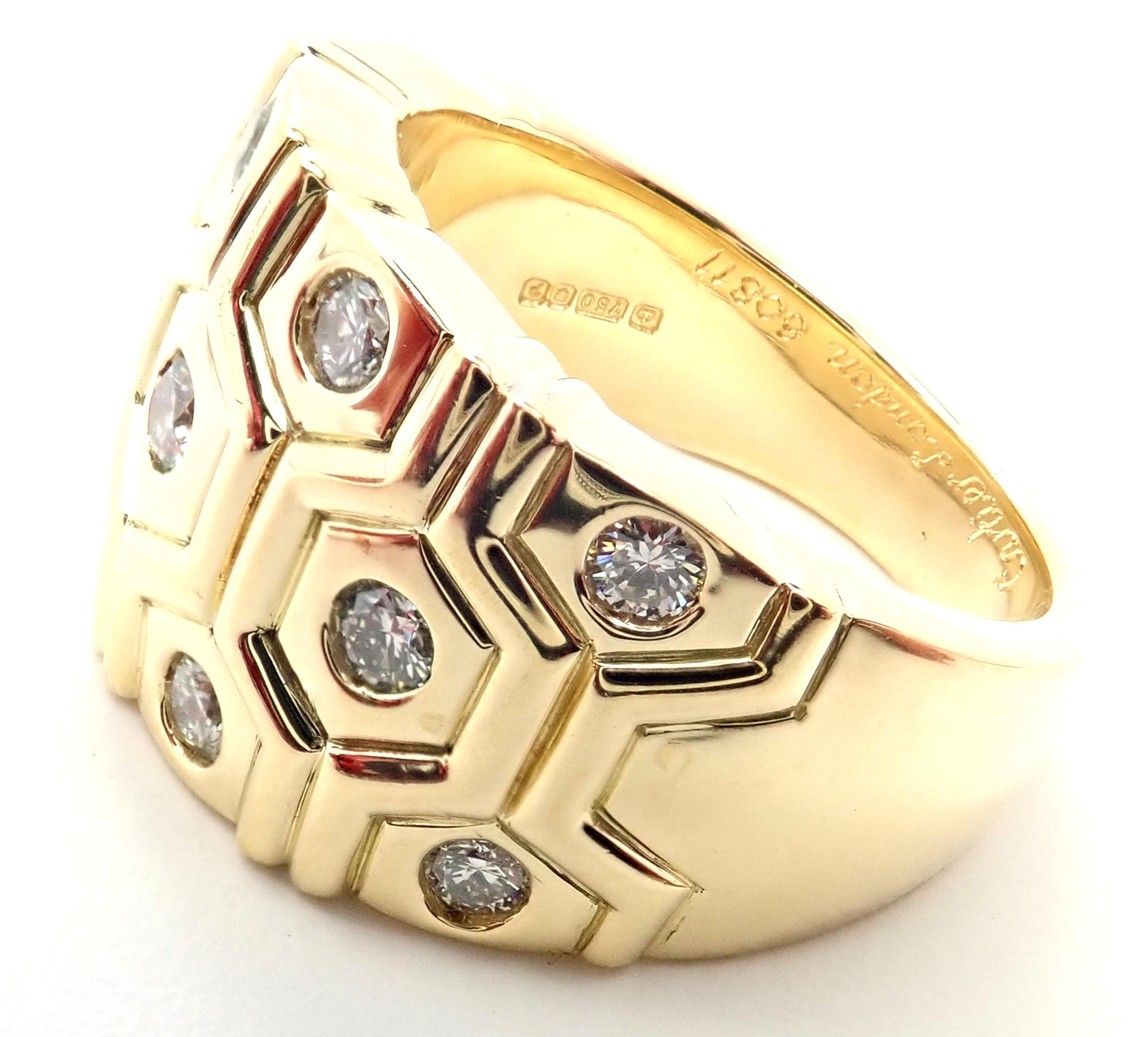 Cartier London Diamond Beehive Yellow Gold Wide Band Ring In Excellent Condition In Holland, PA