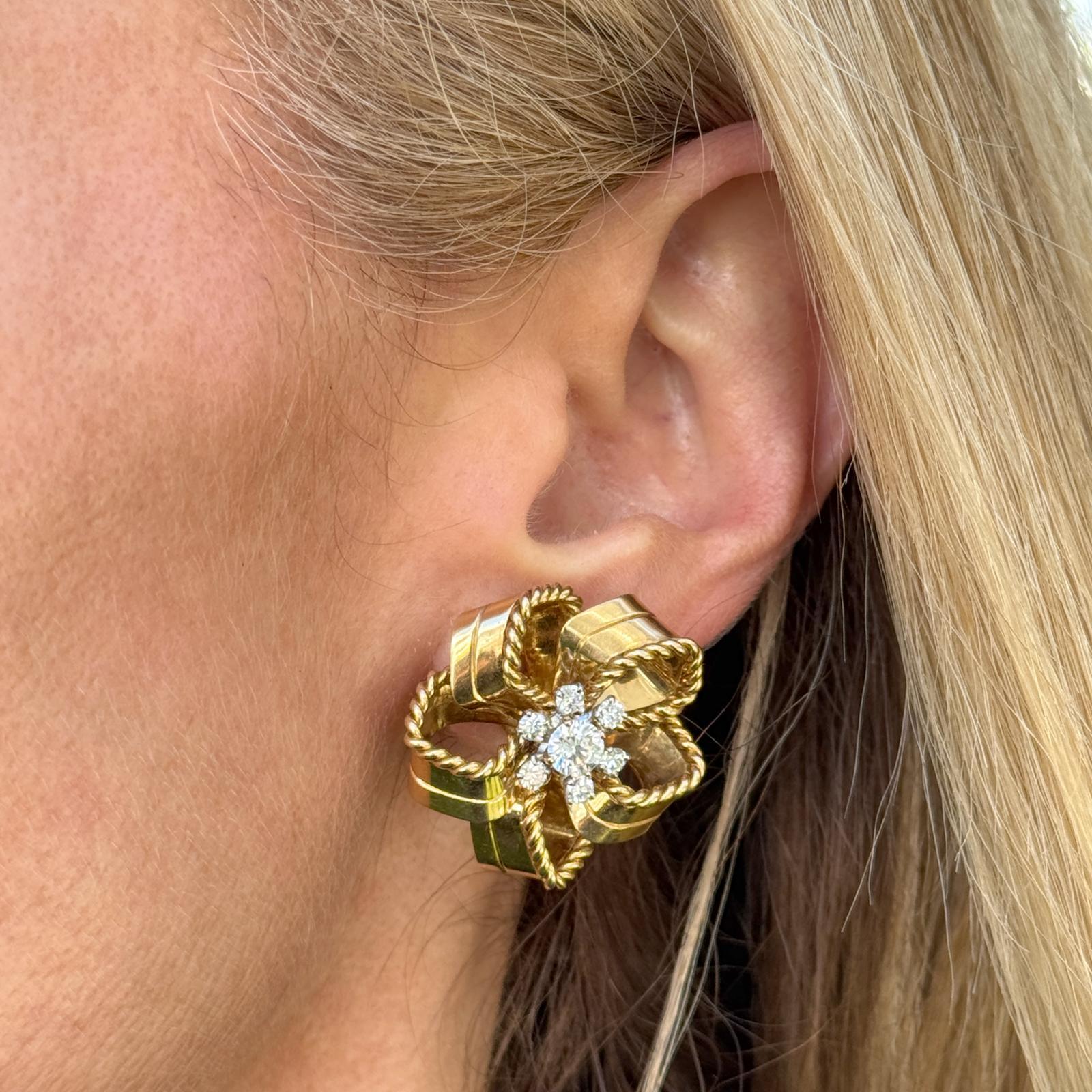 Cartier London Seltene Diamant 18KYG Band Motiv Ohrringe Vintage By (Brillantschliff) im Angebot