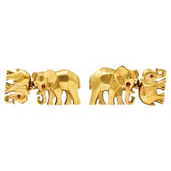 Cartier London Vintage Ruby 18 Karat Yellow Gold Elephant Link Cufflinks