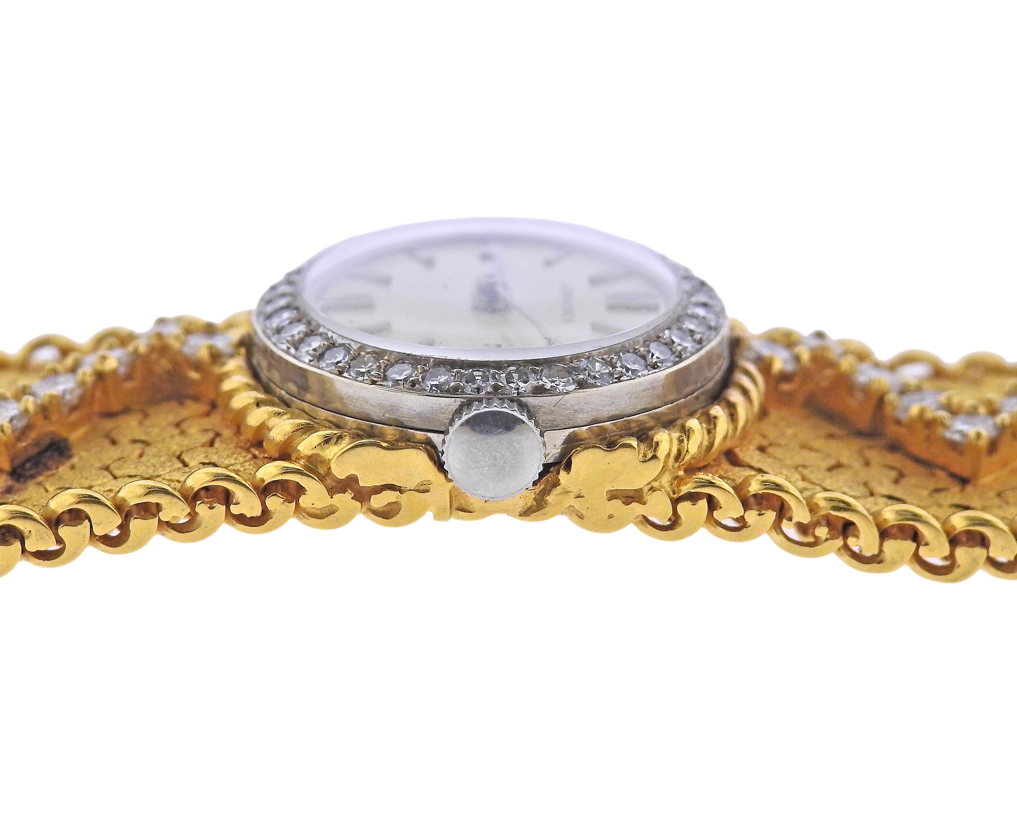 Taille ronde Cartier Bracelet montre Longines en or et diamants en vente
