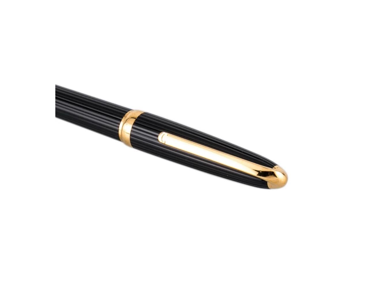 Cartier Louis Black Composite Gold Plated Ball Pen 018667, Pre Owned In Excellent Condition In New York, NY