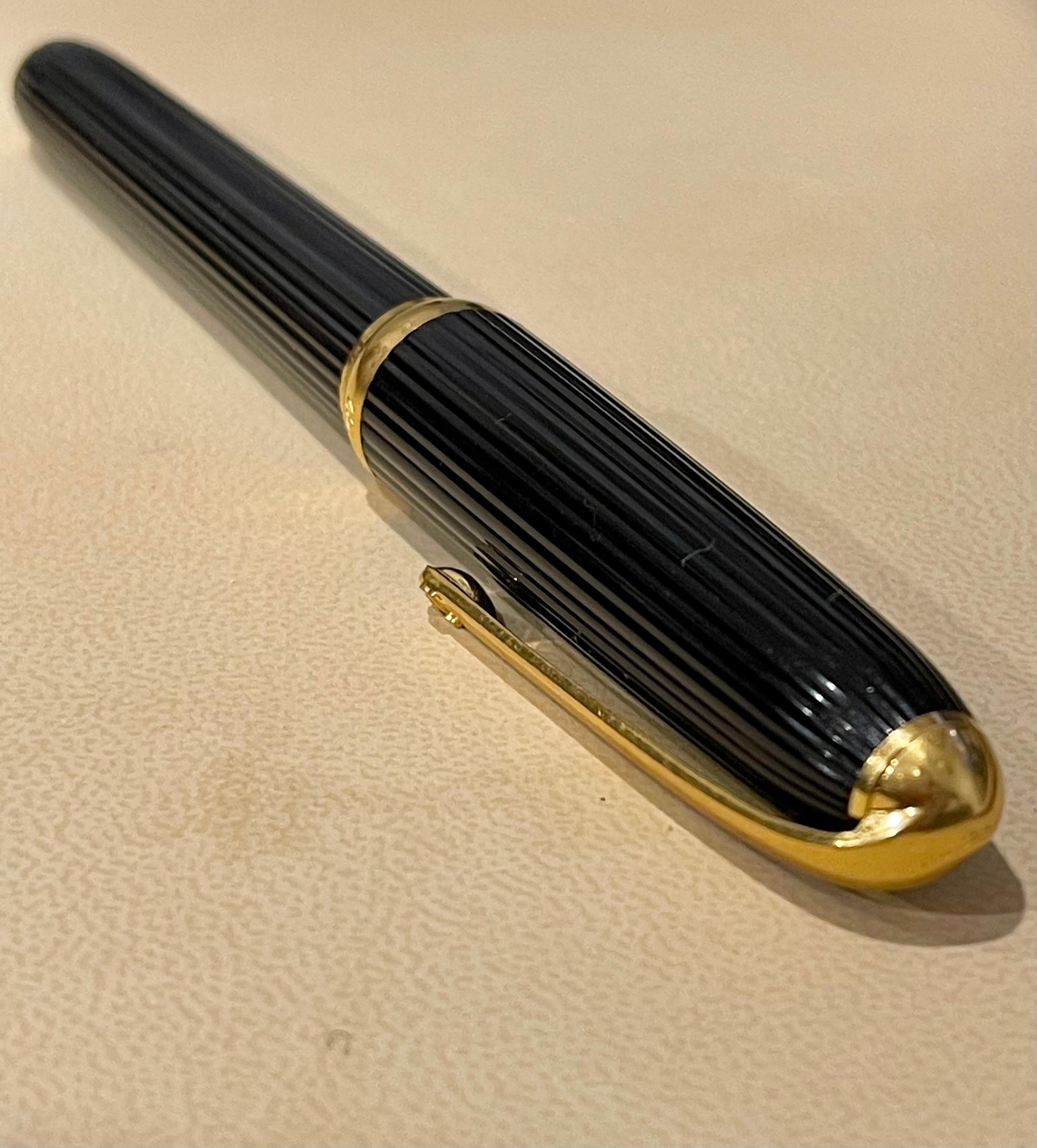 Women's or Men's Cartier Louis Black Composite Gold Plated Ball Pen 018667, Pre Owned