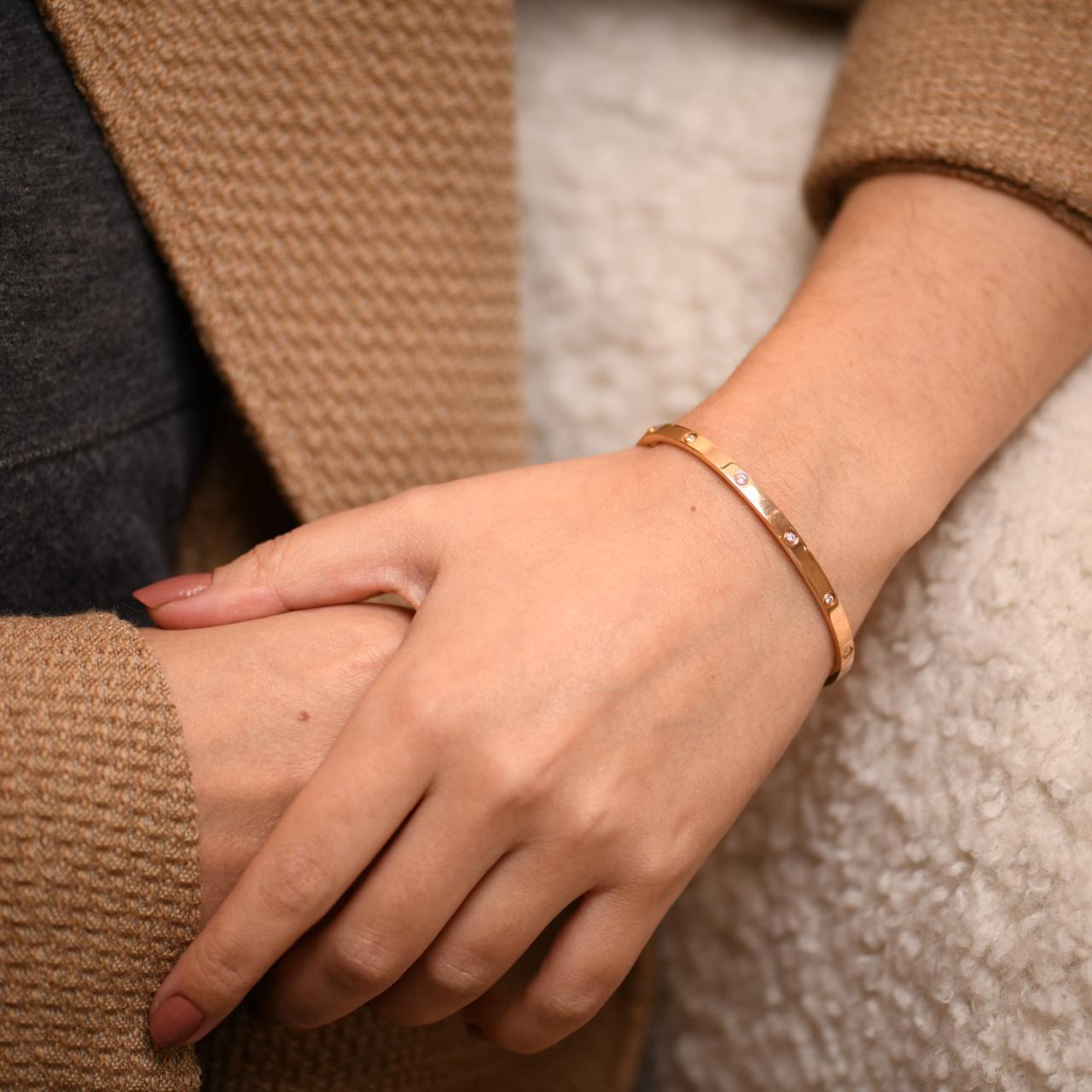 Taille brillant Cartier Love 10 Diamonds en or rose 18 carats, petit modèle, taille 17 en vente