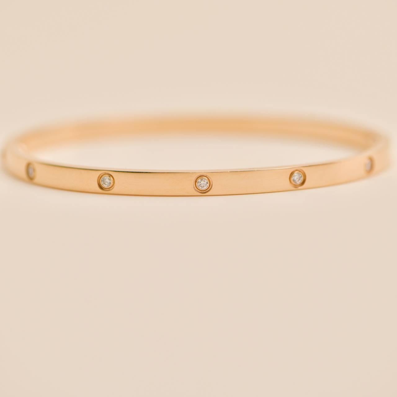 Cartier Love 10 Diamonds en or rose 18 carats, petit modèle, taille 17 Unisexe en vente
