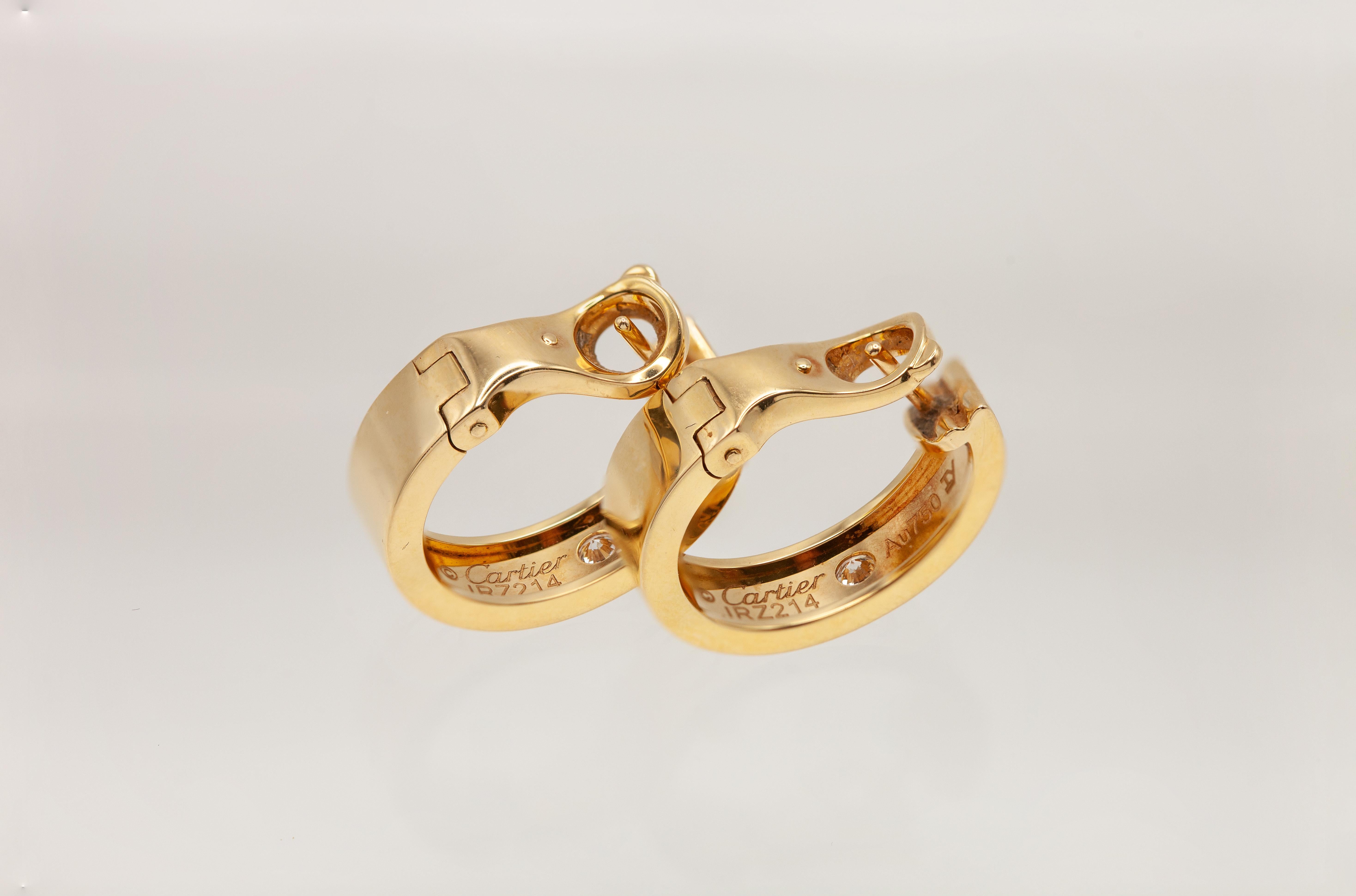 Taille brillant Boucles d'oreilles Love en or 18 carats et diamants de Cartier en vente