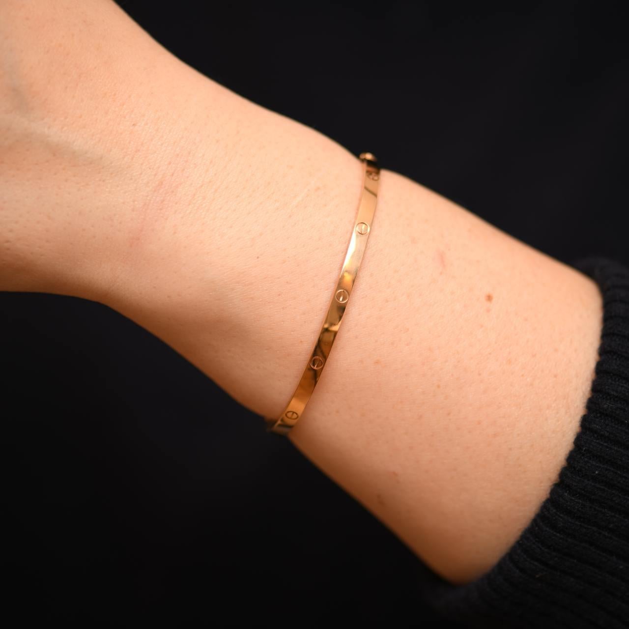 Cartier Love 18K Rose Gold Bracelet Small Model Size 16 In Excellent Condition For Sale In Banbury, GB