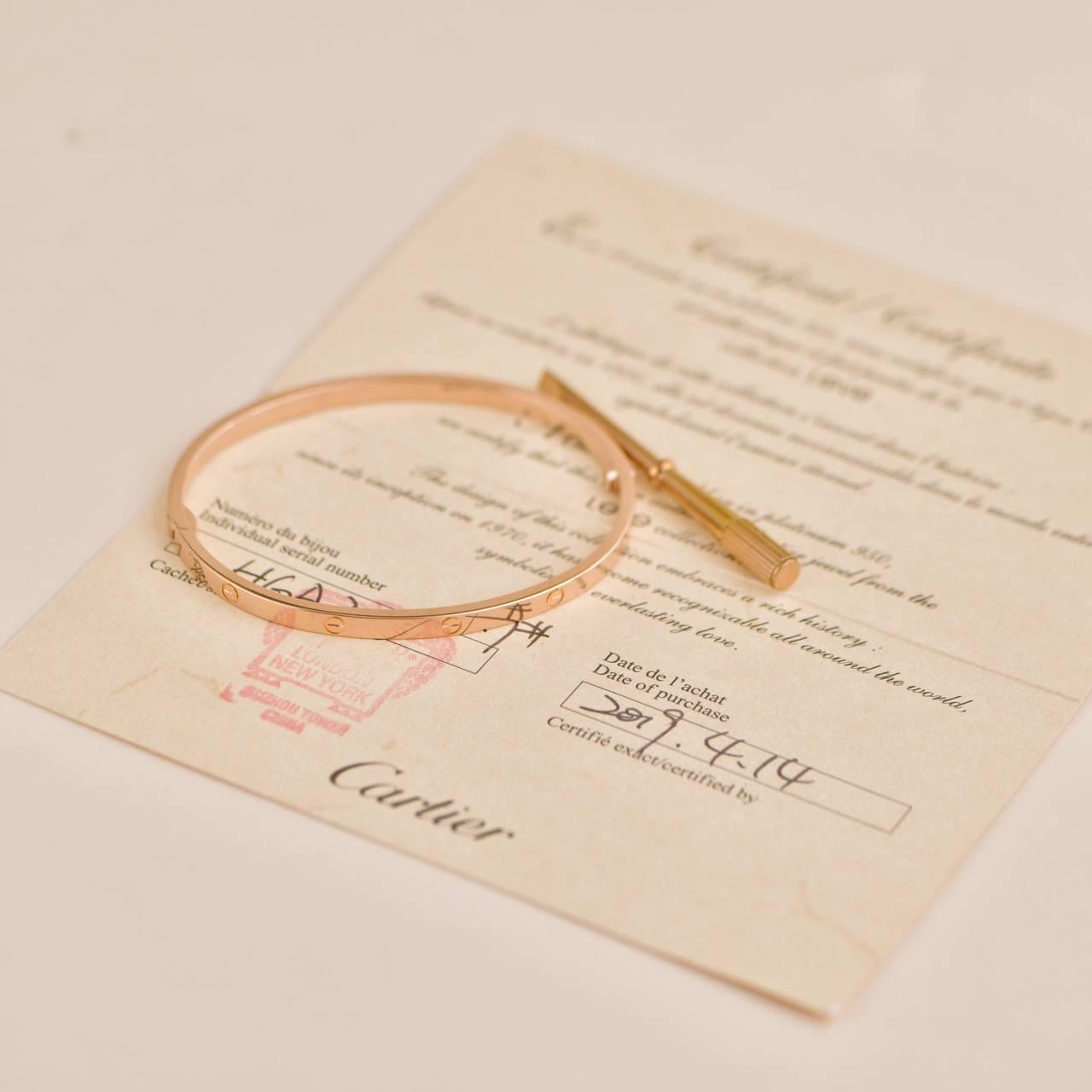 Cartier Love 18K Rose Gold Bracelet Small Model Size 17 In Excellent Condition For Sale In Banbury, GB
