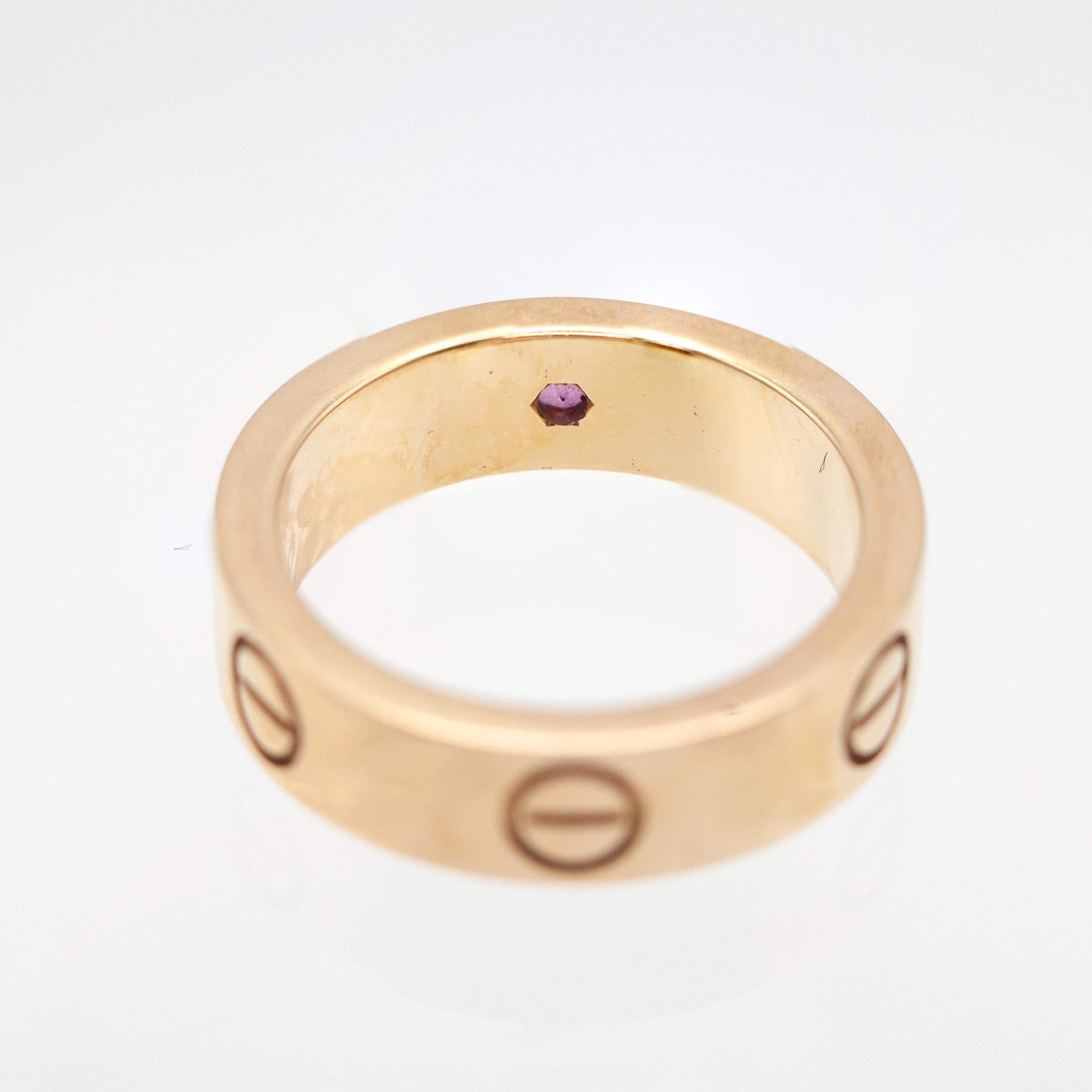 Anello Cartier Love in oro rosa 18 carati con zaffiro rosa in vendita 4