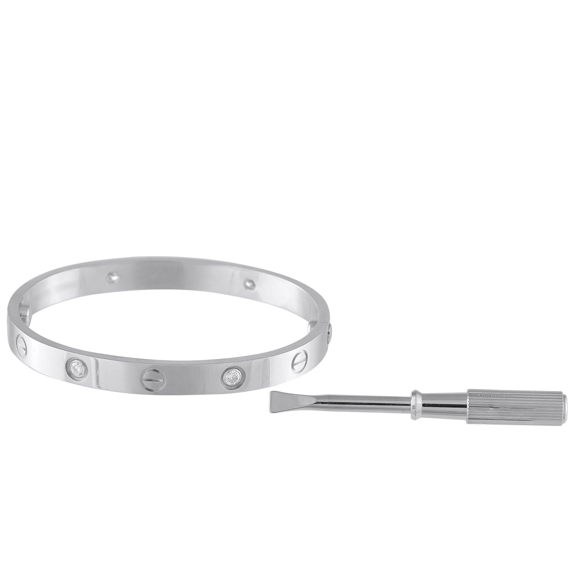 Cartier LOVE Pulsera de 4 diamantes en oro blanco de 18 quilates CA15-071825 Corte redondo en venta