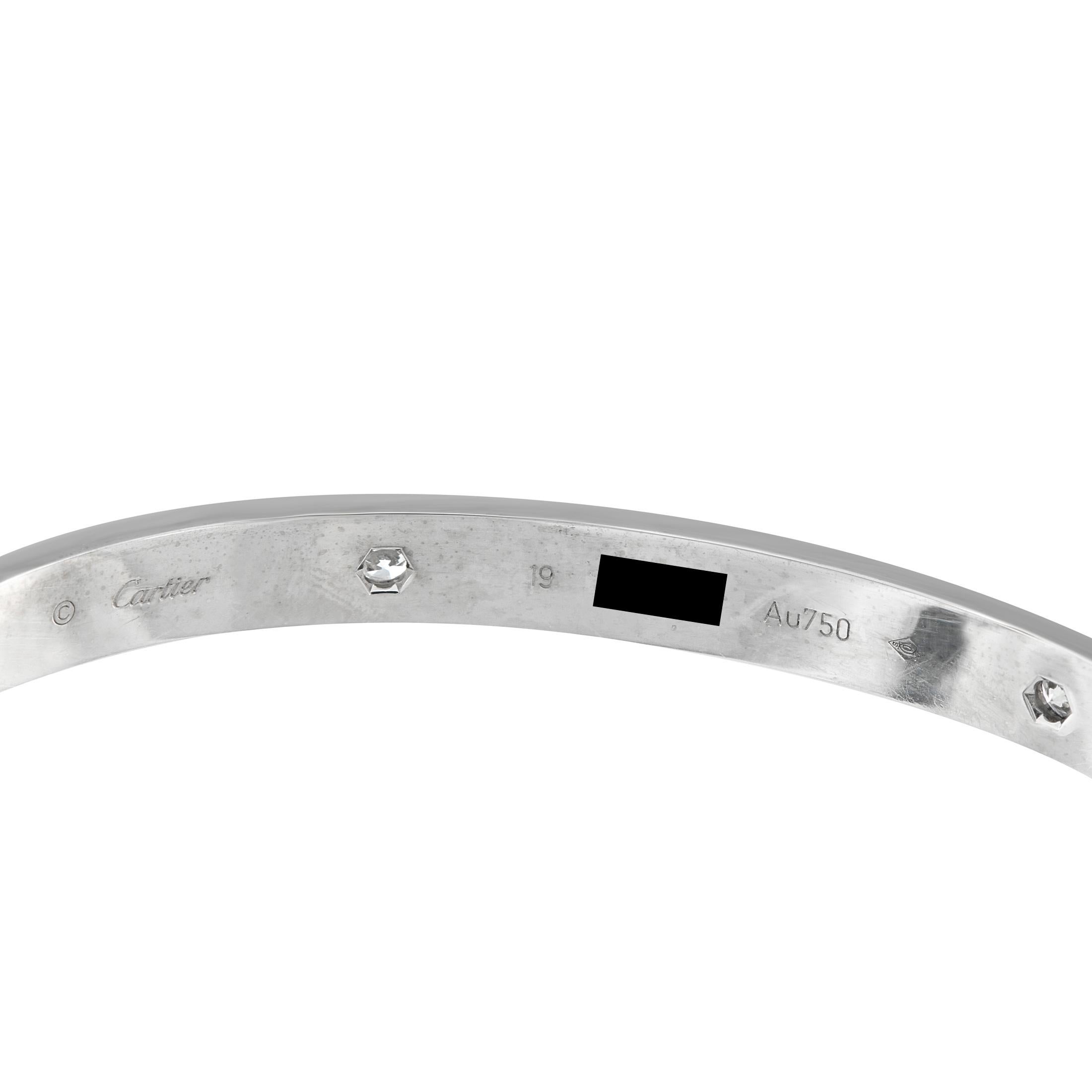 Cartier LOVE 18K Weißgold 4-Diamanten-Armband Größe 19 (Rundschliff) im Angebot