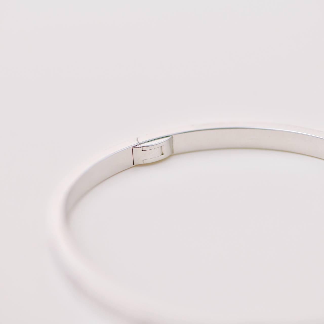 Cartier Love 18K White Gold Small Model Size 18 For Sale 2