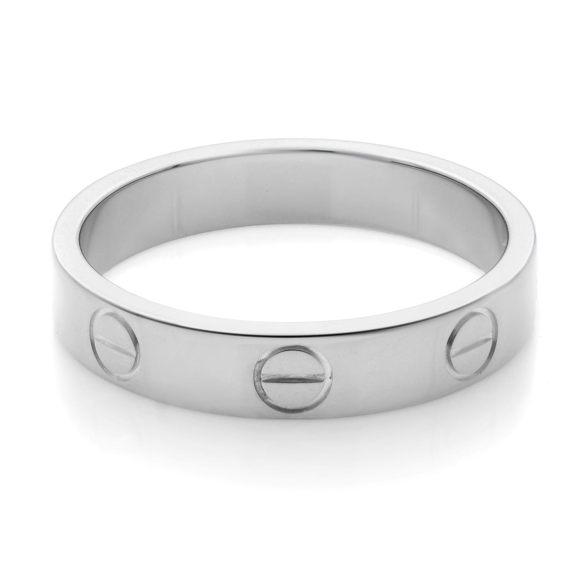 Cartier Love Ehering:: 18 Karat Weißgold. Breite: 3.6 mm. Ringgröße 52 US 6.25. 
Ausgezeichneter gebrauchter Zustand. Box und Papiere sind nicht enthalten. 100% authentisch.