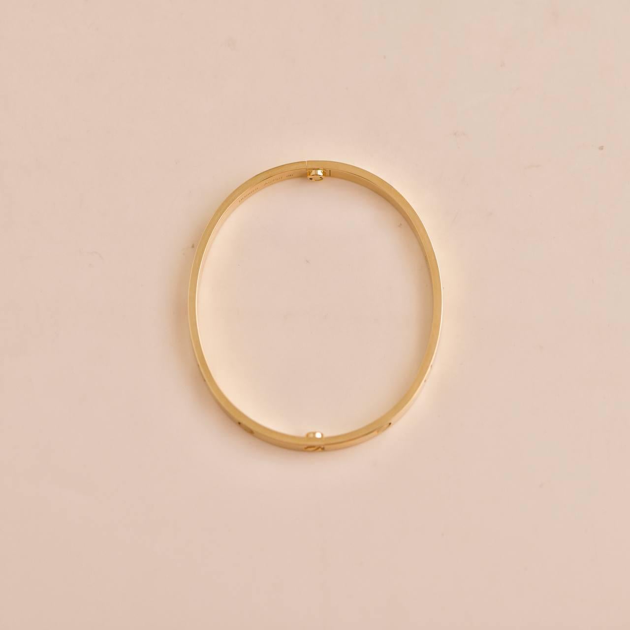 Women's or Men's Cartier Love 18K Yellow Gold Bracelet Size 19