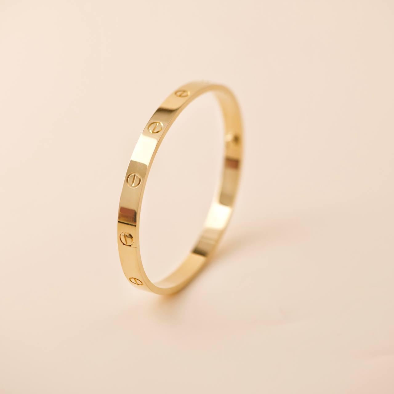 Cartier Love Bracciale in oro giallo 18 carati misura 20 in vendita 1