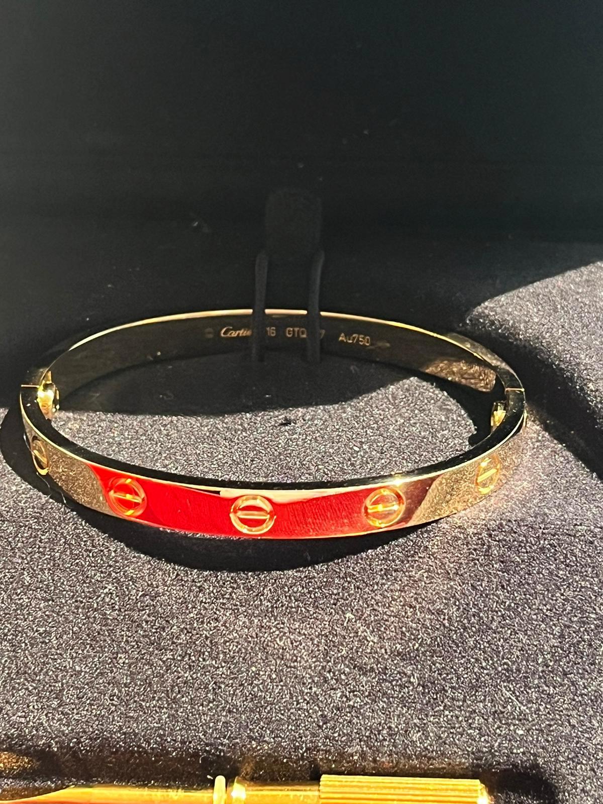 Women's Cartier Love 18K Yellow Gold Size 16 With Screwdriver Bracelet For Sale