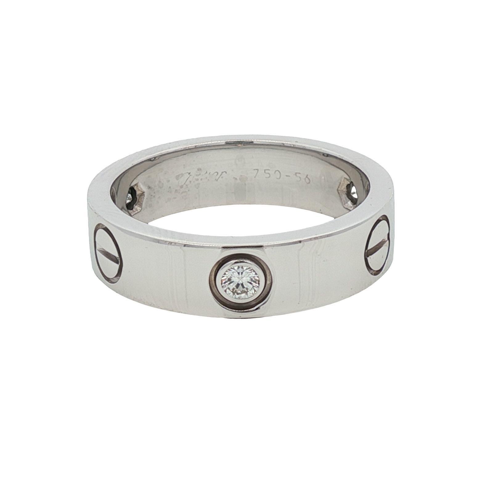 Cartier LOVE 3 Diamanti 18KWG Modello Classico Anello Misura 56 (US 7.5) B & A. B. In condizioni ottime in vendita a Boca Raton, FL