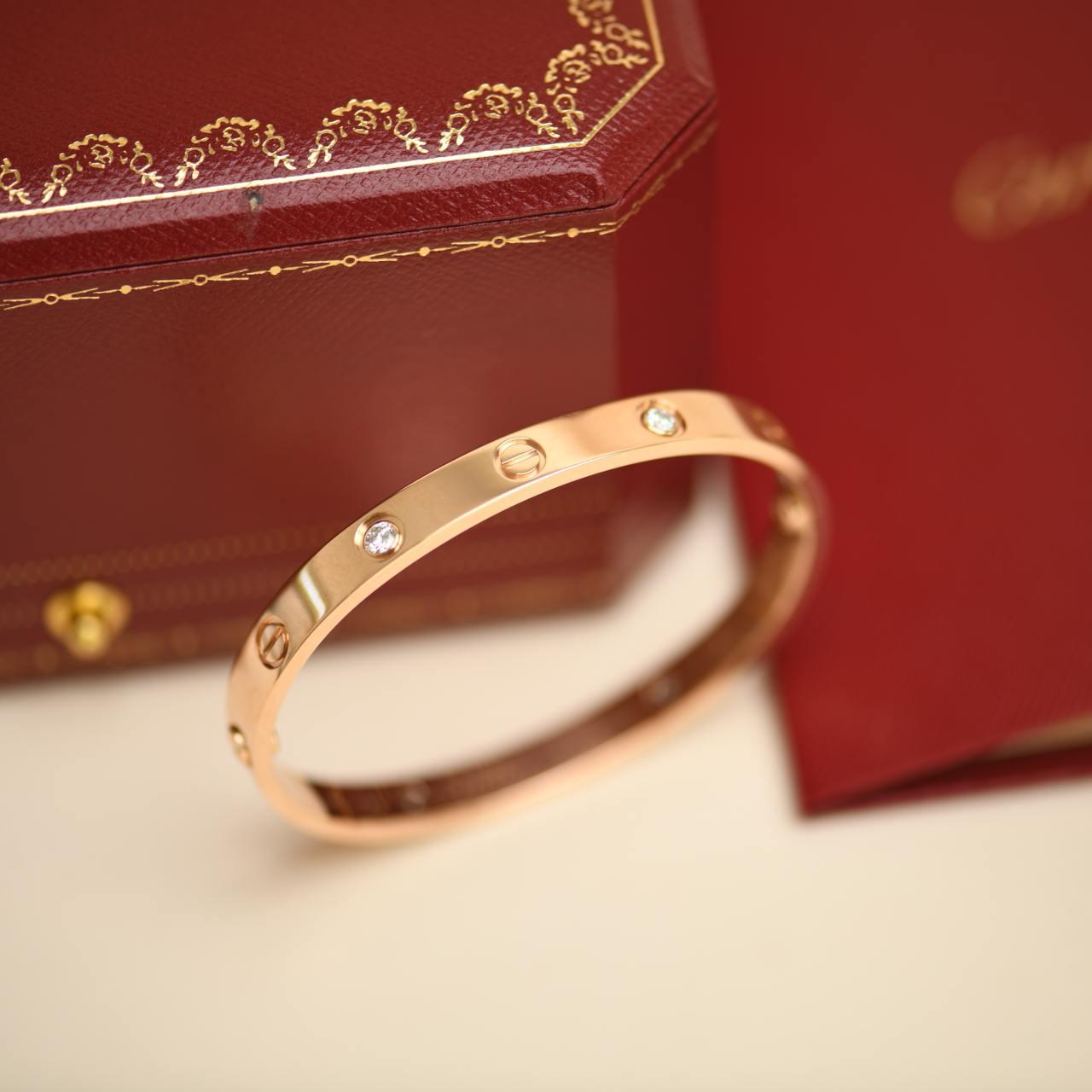 SKU	33301406
Comes With	Full Set (Box + Card)
Date	2011
Model	B6003616
Serial Number	QB****
Size	16 Size Guide
Metal	18k Rose Gold
Stones	Diamond
Weight	Approximately 27.73 g
Condition	Excellent
Other Info	Dimensions: Approximately