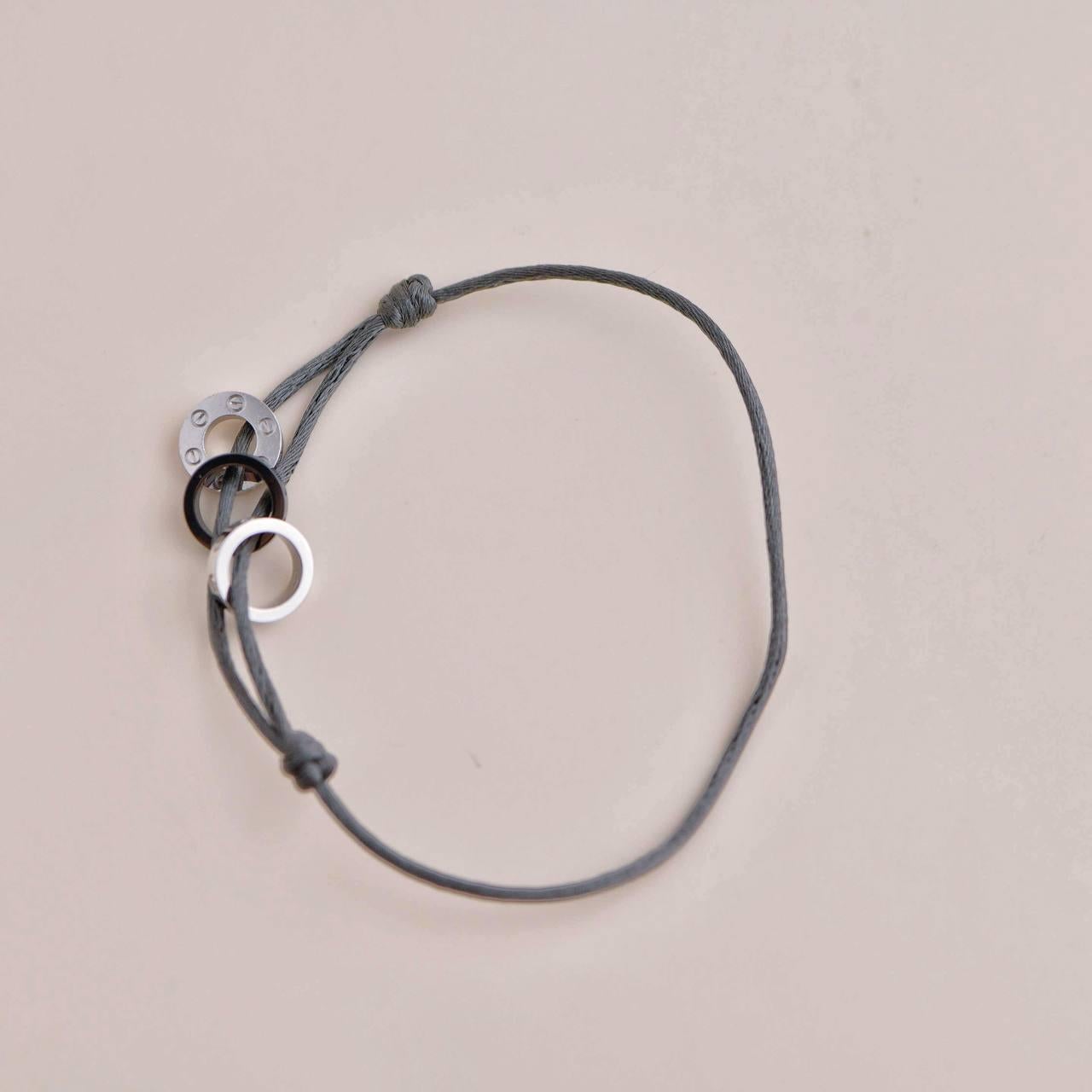 SKU	AT-2681
Comes With	Pouch Only
Date	2012
Model	LOVE
Serial Number	RT****
Metal	18k White Gold
Stones	Diamond
Weight	Approximately 4.5 g
Condition	Excellent
_____________________________________________
If you are interested in any of our