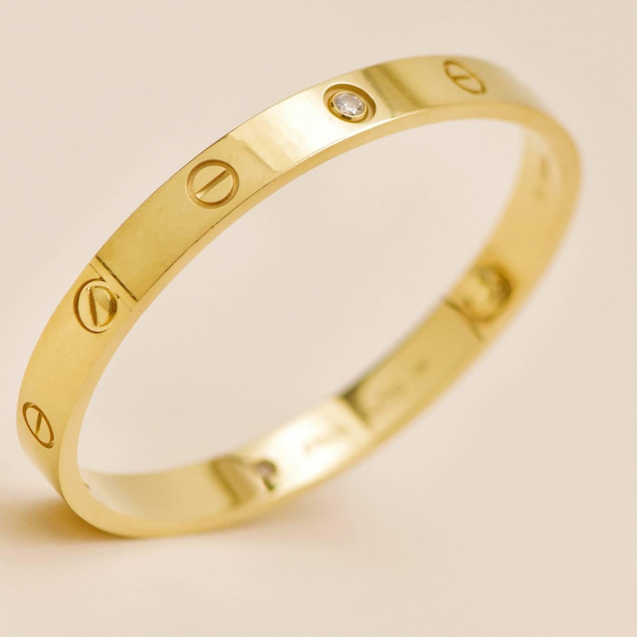 Pulsera Cartier Love 4 Diamantes Oro Amarillo 18K Talla 17 en venta 1