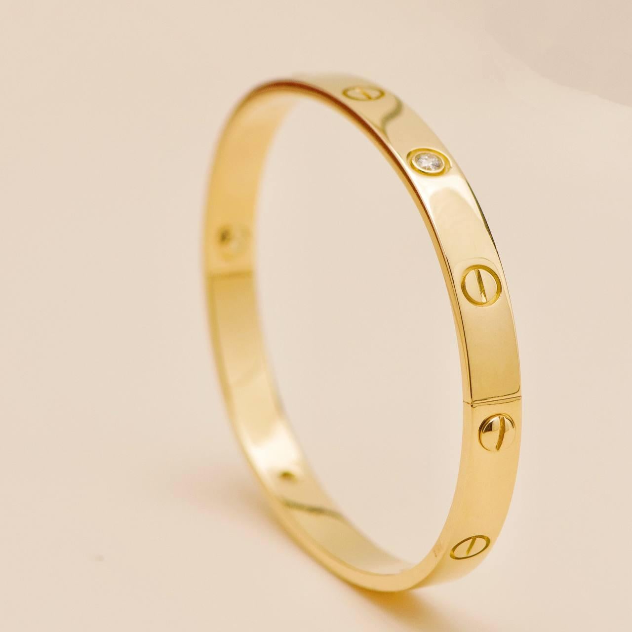 Pulsera Cartier Love 4 Diamantes Oro Amarillo 18K Talla 18 en Excelente estado para la venta en Banbury, GB