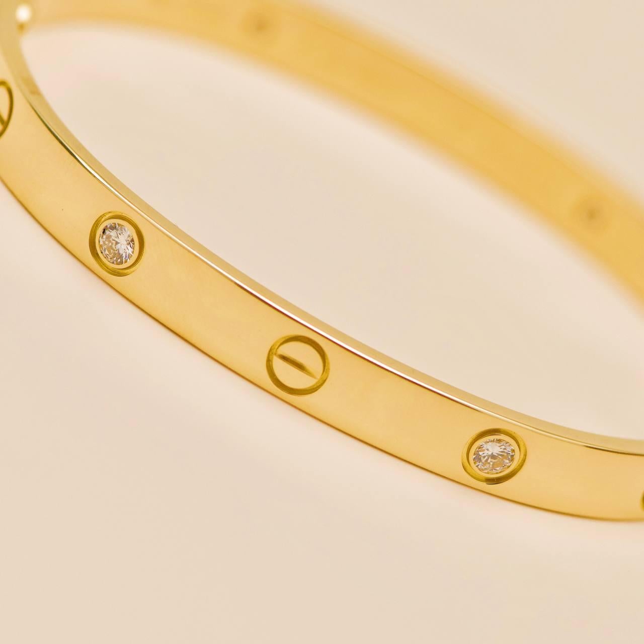 Pulsera Cartier Love 4 Diamantes Oro Amarillo 18K Talla 18 en venta 1