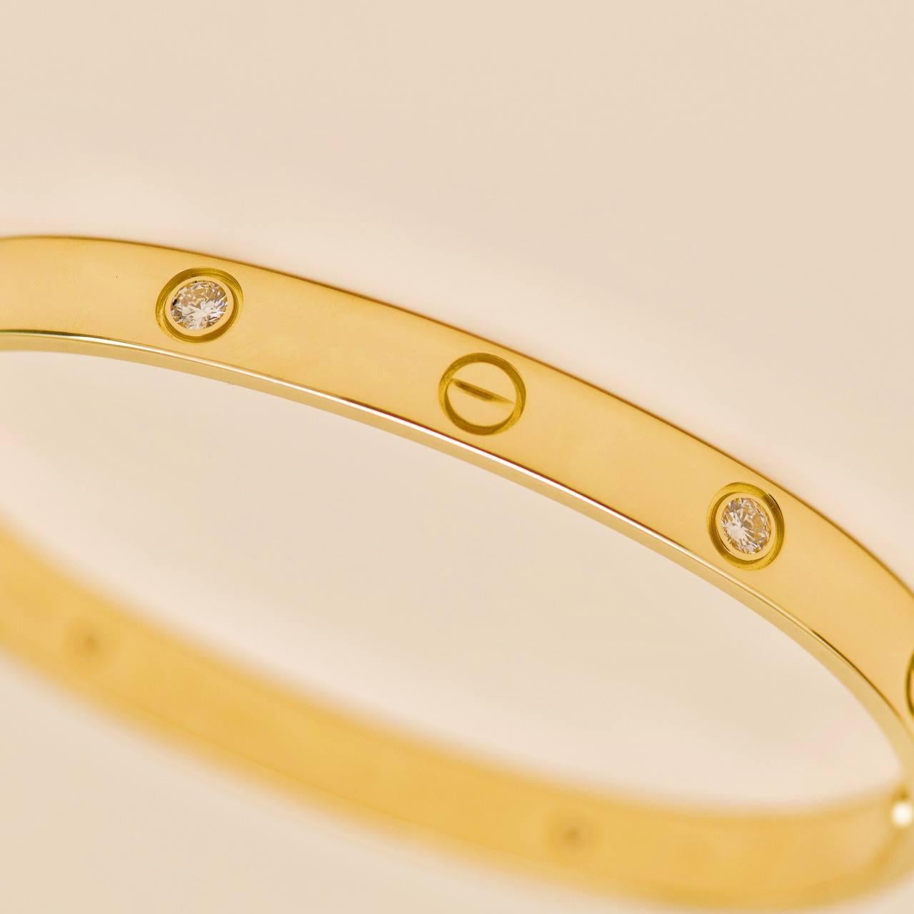 Pulsera Cartier Love 4 Diamantes Oro Amarillo 18K Talla 18 en venta 2