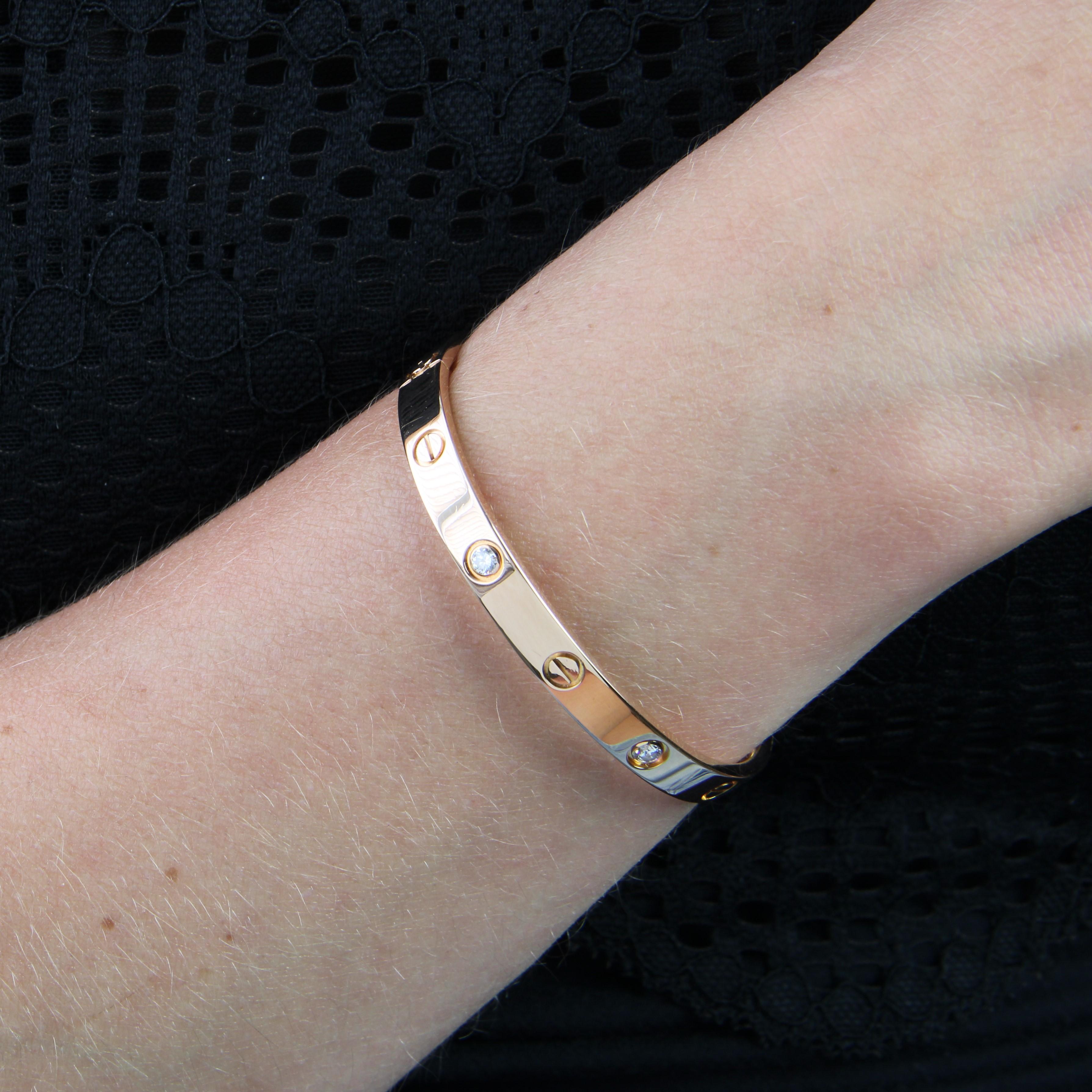 Cartier Love 4 Diamonds Bracciale in oro rosa 18 carati Diametro 17 in vendita 2