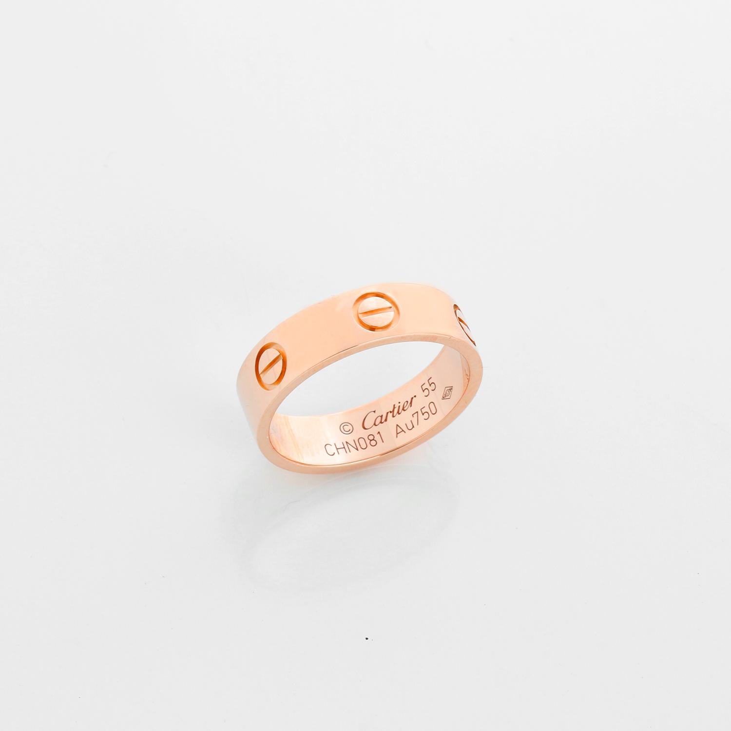 Cartier Love Band Ring 18K Rose Gold Classic Größe 55 ( 7 1/4 US) im Zustand „Hervorragend“ im Angebot in Dallas, TX