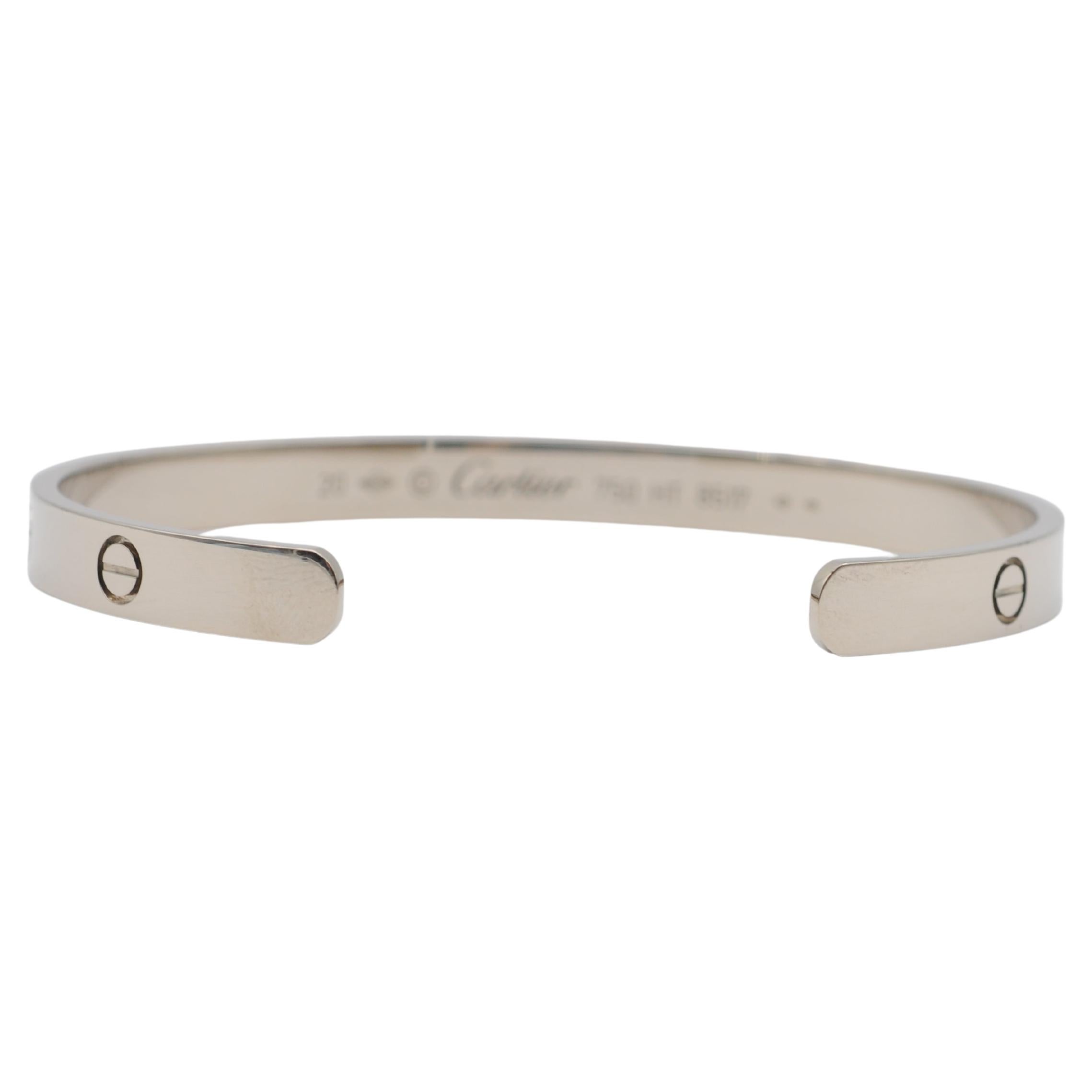 Bracelet Love de Cartier en or blanc, 27.8g en vente 2