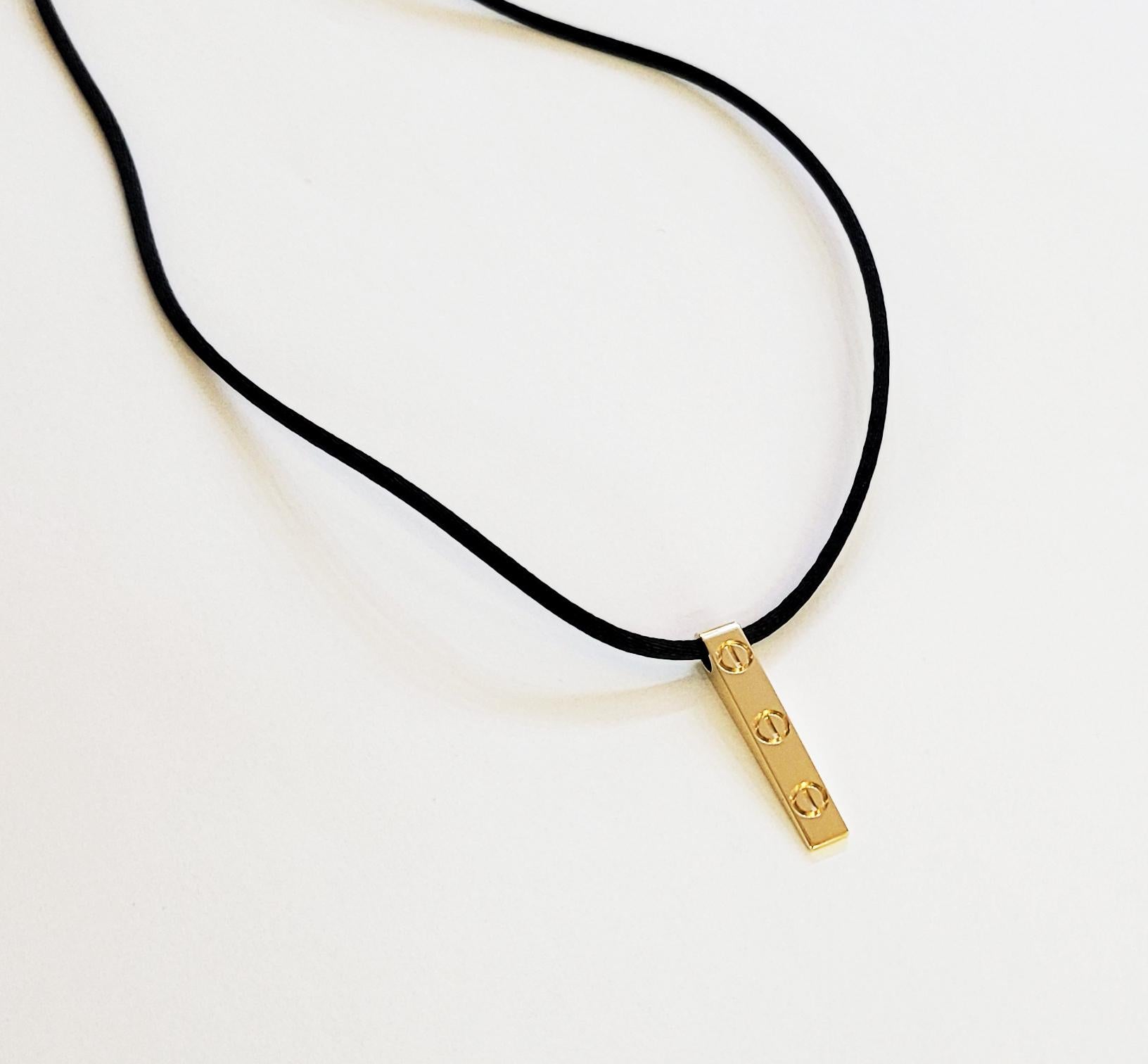 Cartier Love Bar - Collana con ciondolo in oro 18 carati - Corde In condizioni ottime in vendita a New York, NY