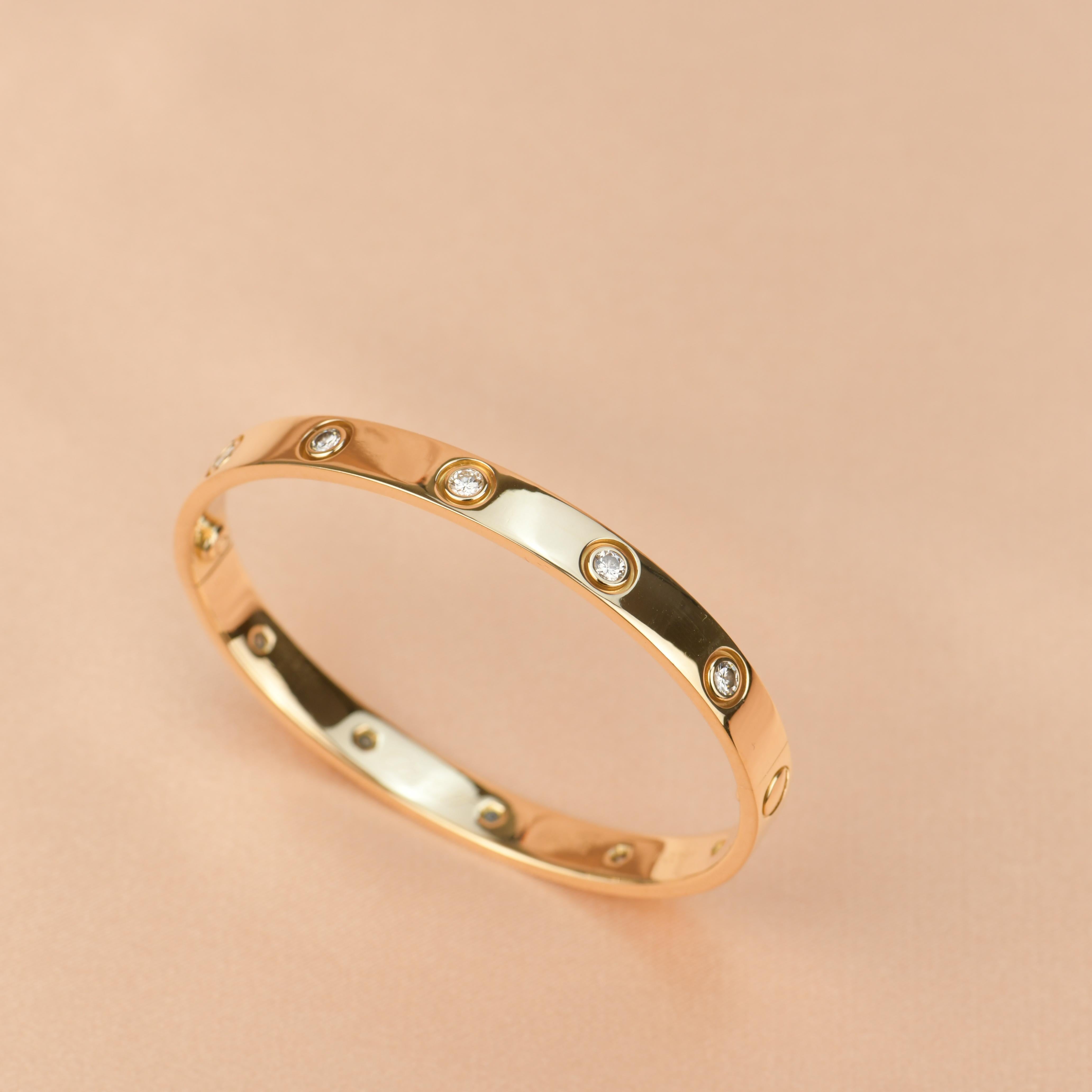 Cartier Love Bracelet 10 Diamond in Yellow Gold In Excellent Condition For Sale In Banbury, GB