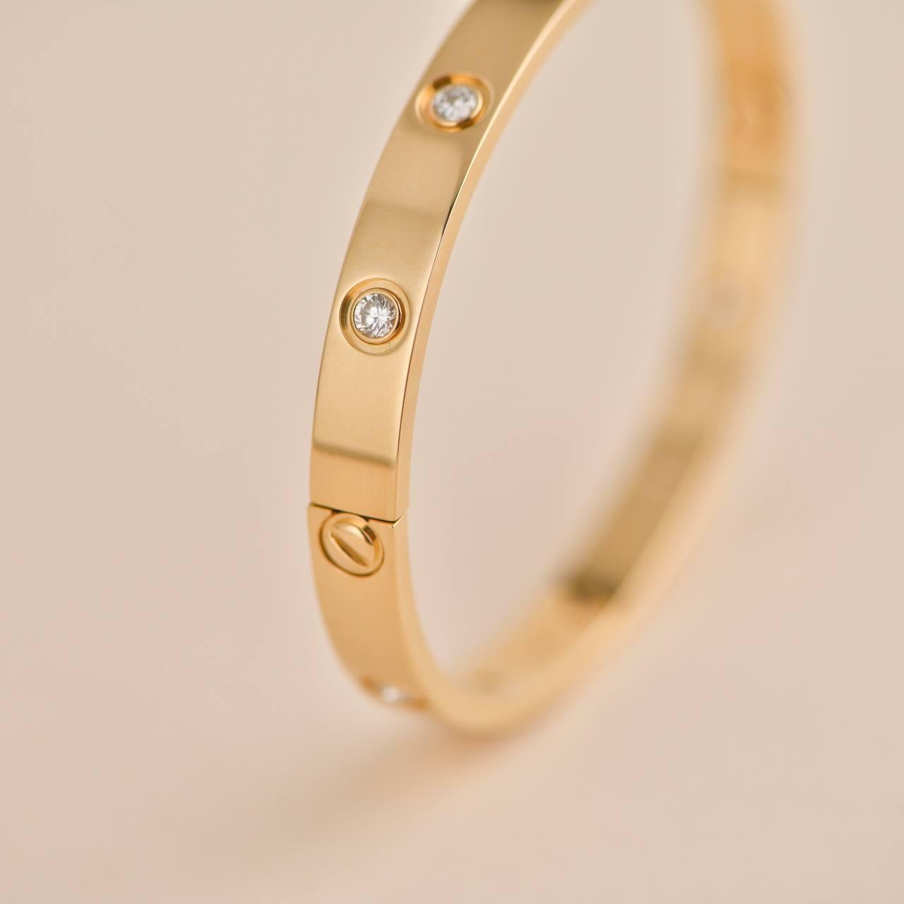 Brilliant Cut Cartier Love Bracelet 10 Diamond Yellow Gold Size 17 For Sale