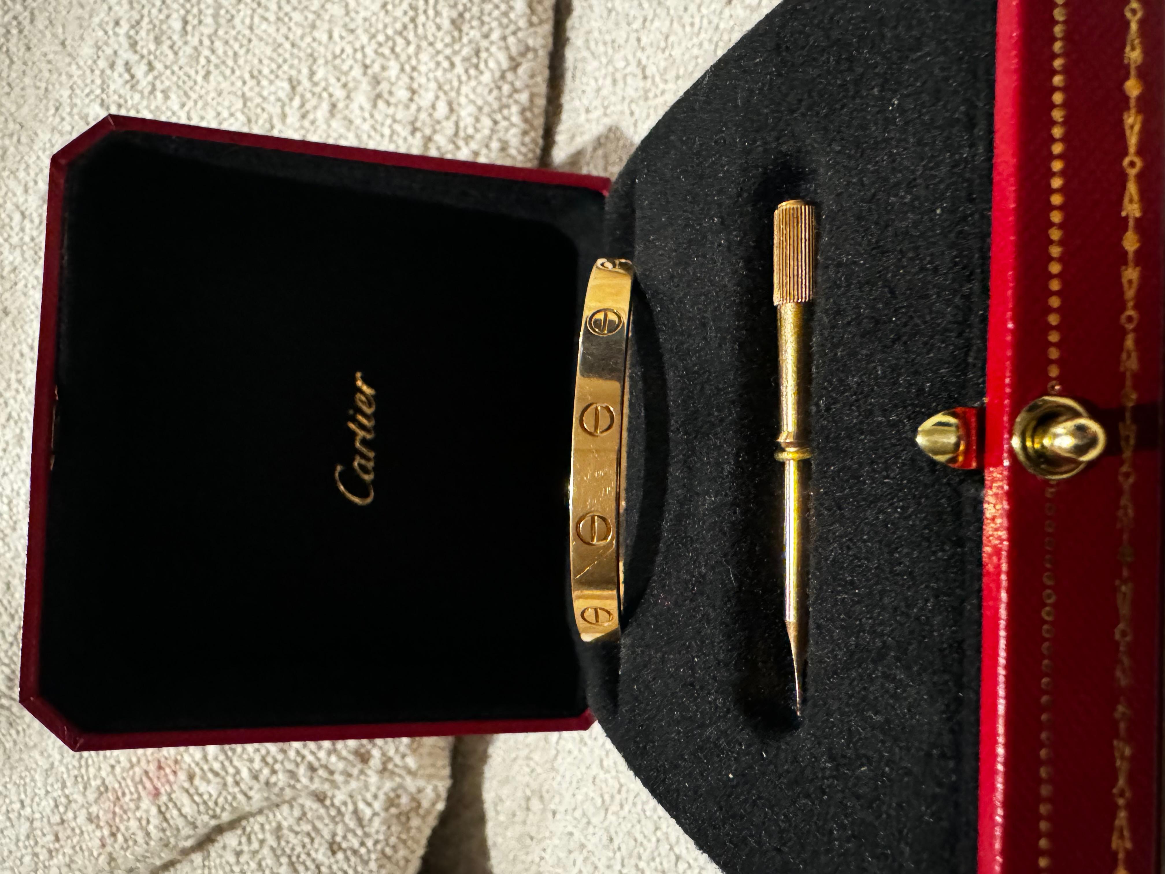 Contemporain Cartier Bracelet Love en or 18 carats
