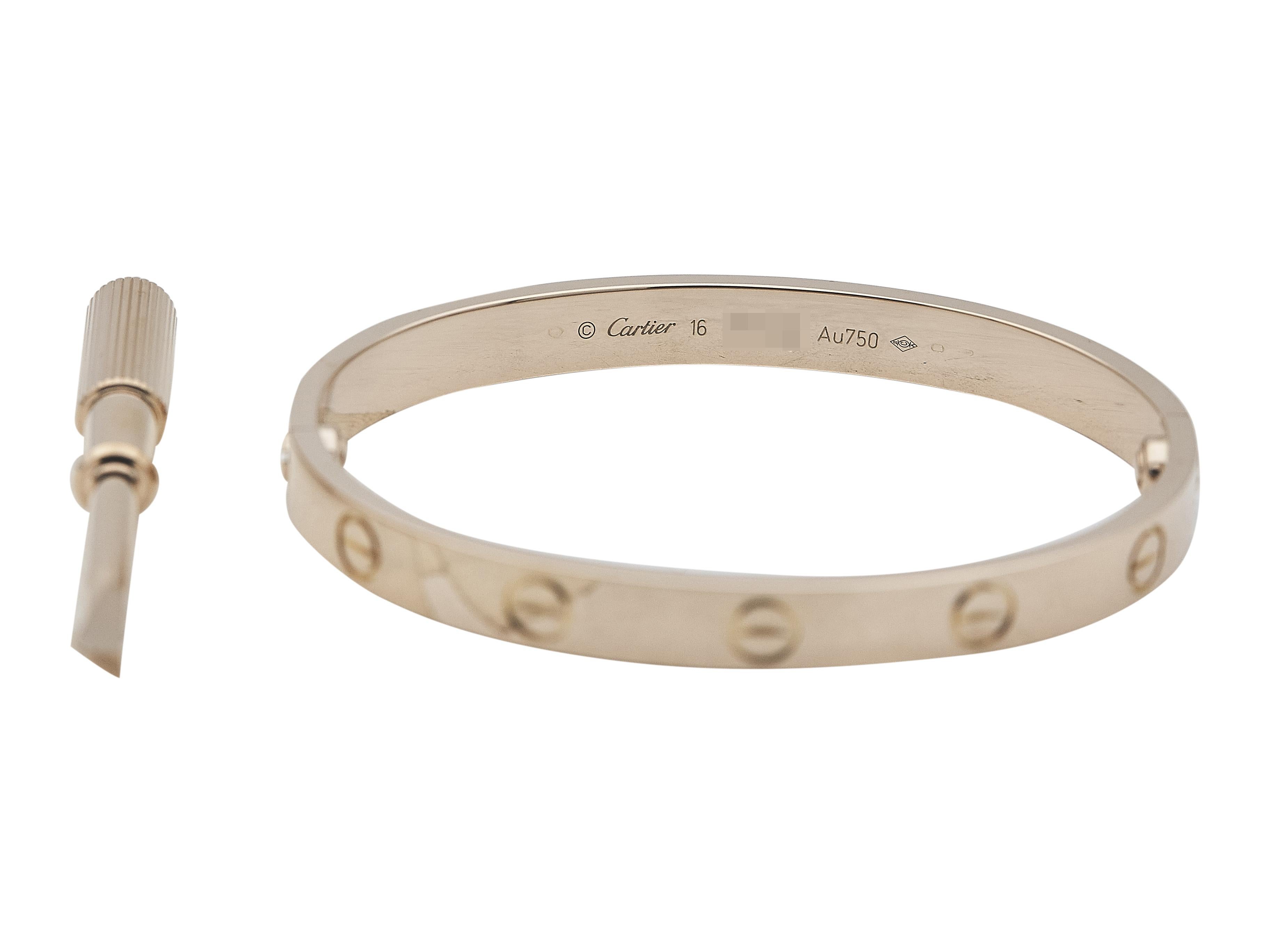 The Cartier Love Bracelet in 18K rose gold is a timeless piece that blends luxury with industrial motifs. Now a true icon in the world of jewelry, it was originally imagined by Aldo Cipullo in 1969. This bracelet was designed to symbolize love and