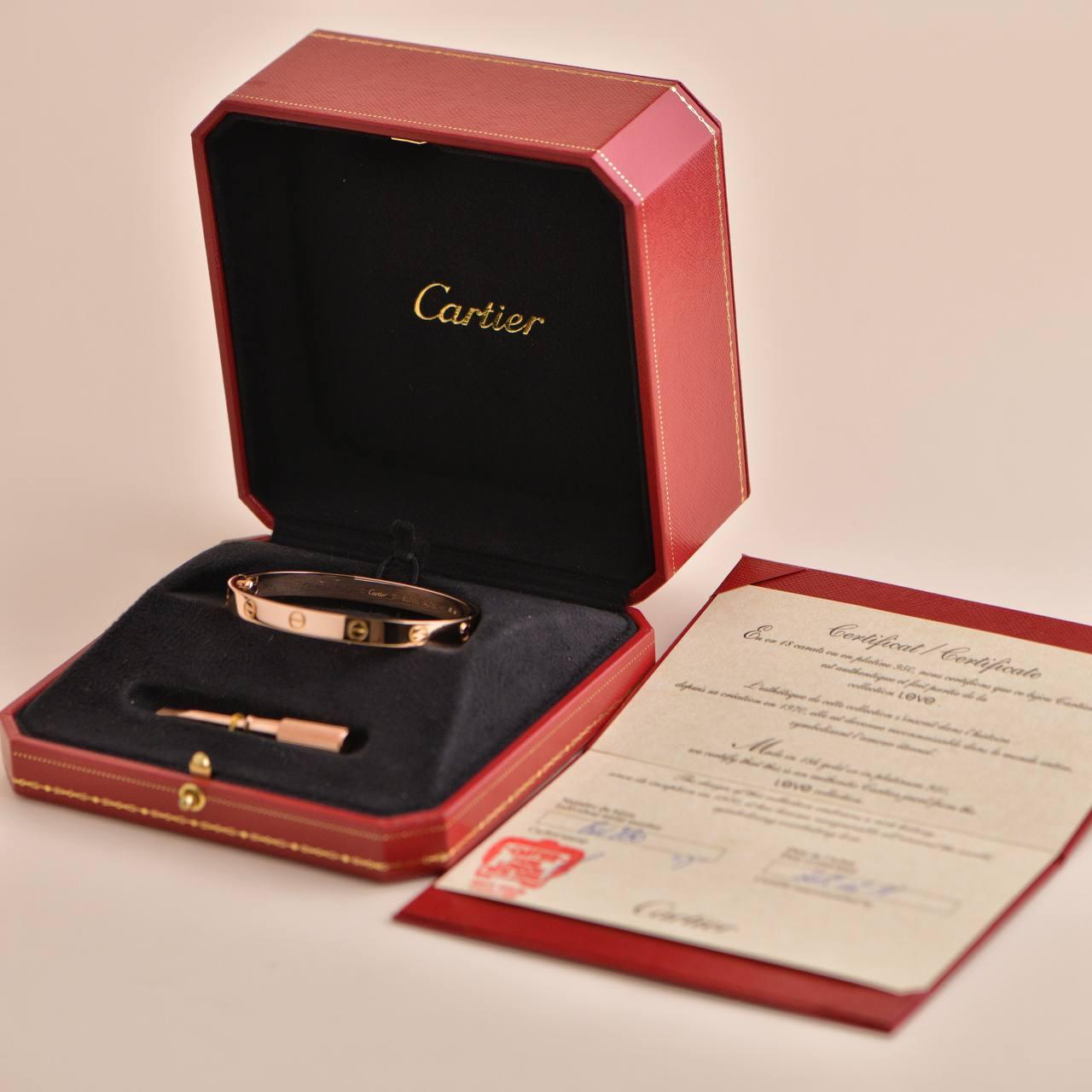 SKU 	AT-1724
Brand	Cartier
Model	B6035617
Serial No	BL****
Date	Circa 2015
_____________________________________________________________
Metal	18K Rose Gold
Bracelet   Size 17
Weight	Approx. 32g
Retail Price 	£7,050 incl. VAT/ $7,350/ €7 950 incl.