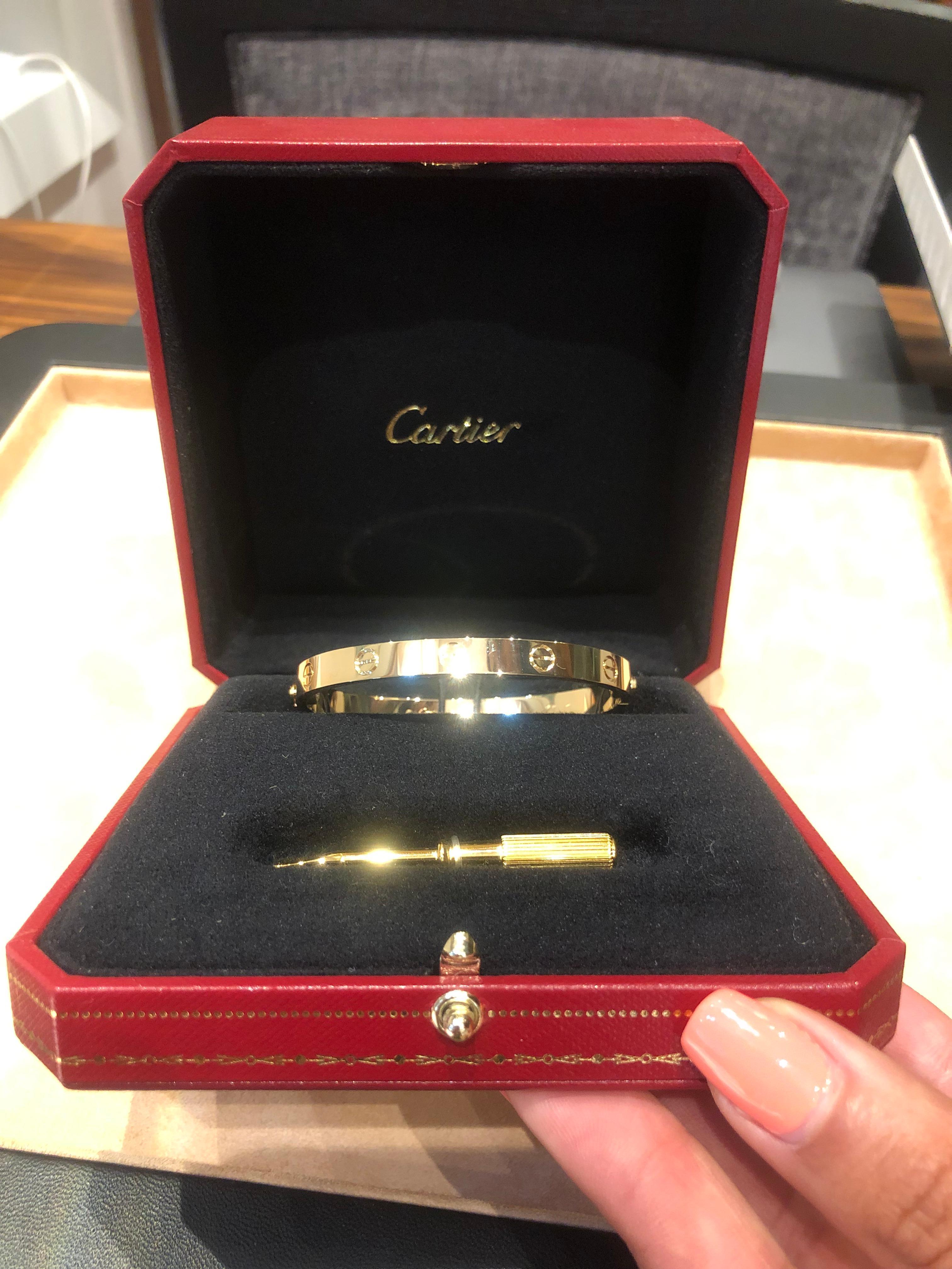 Cartier Love Bracelet 18k yellow Gold with Box and Screwdriver In New Condition In Bilbao, ES