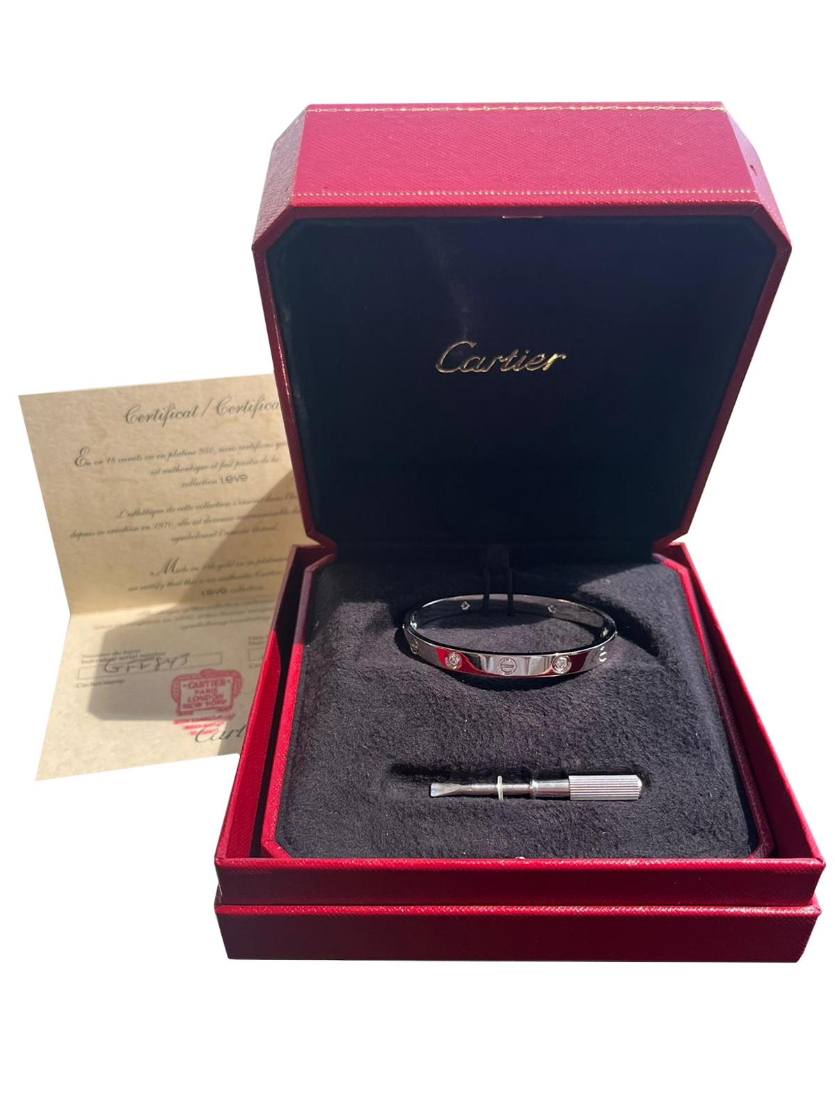 Cartier Love Bracelet 18K White Gold 0.42 carats 4 Brilliant Cut Diamonds Bangle For Sale 2