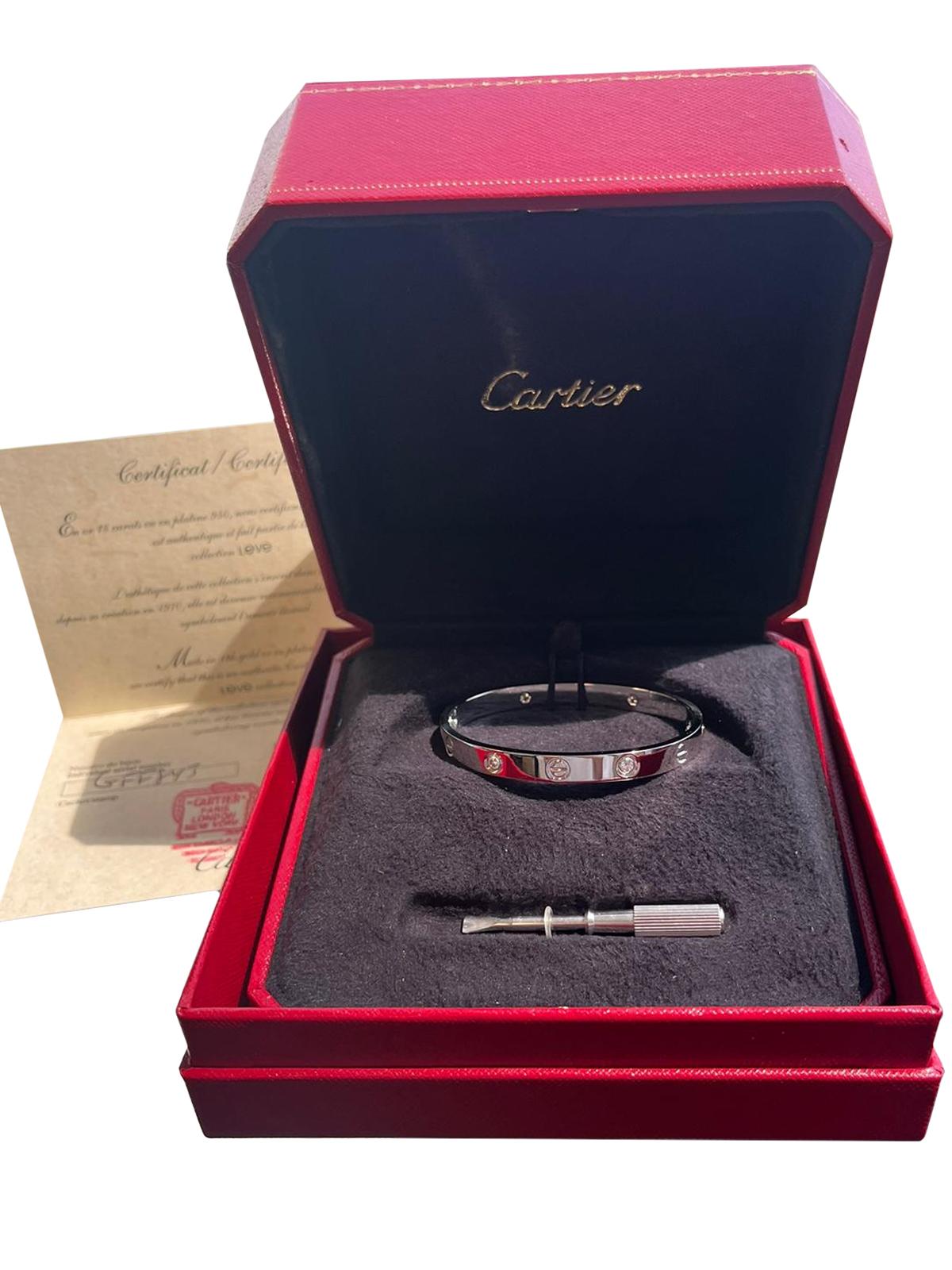 Cartier Love Bracelet 18K White Gold 0.42 carats 4 Brilliant Cut Diamonds Bangle For Sale 1