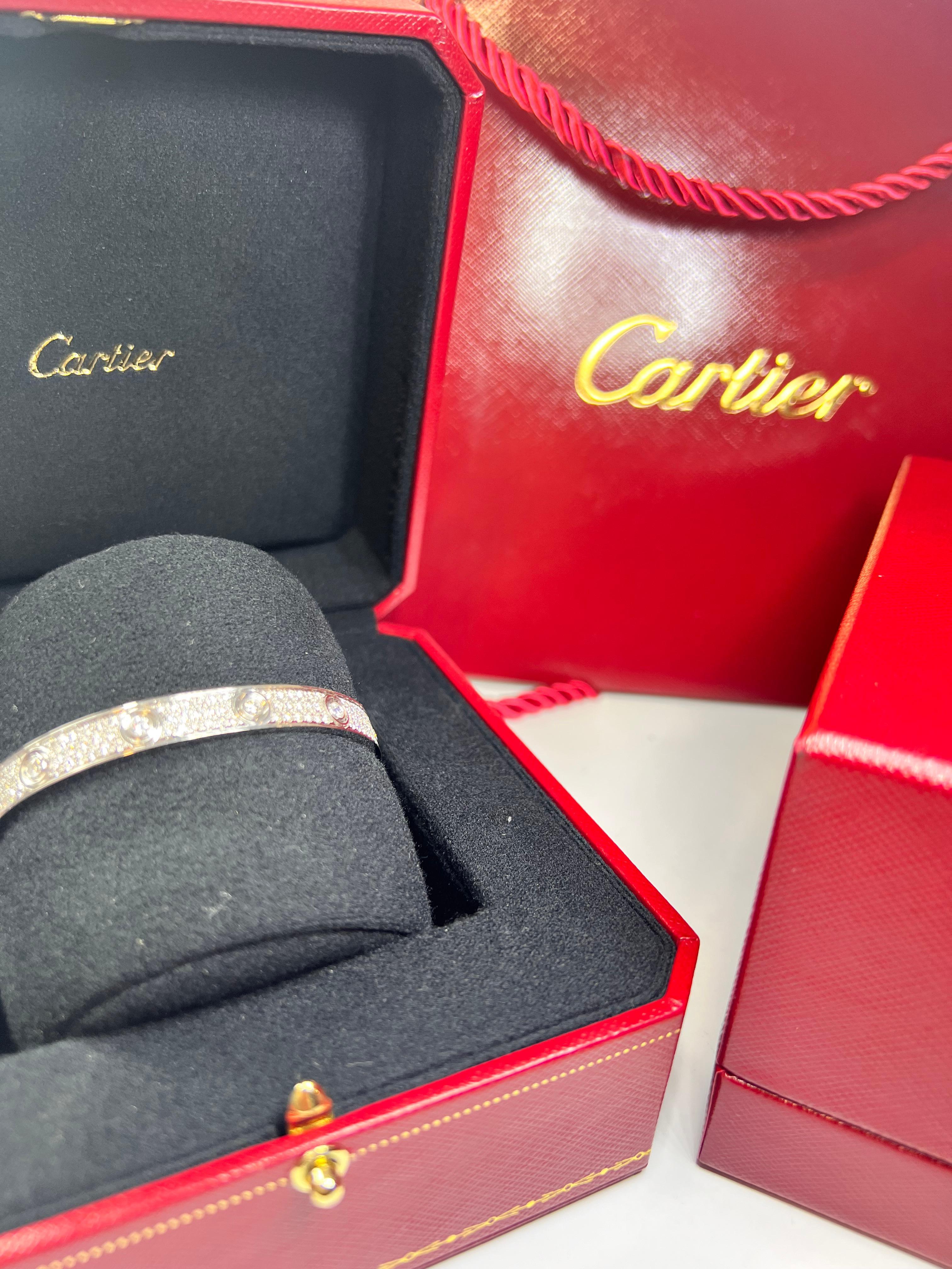 Cartier LOVE-Armband  18 Karat Weißgold 3,70 Karat Diamanten mit Schachtel und Papieren Größe 17 1