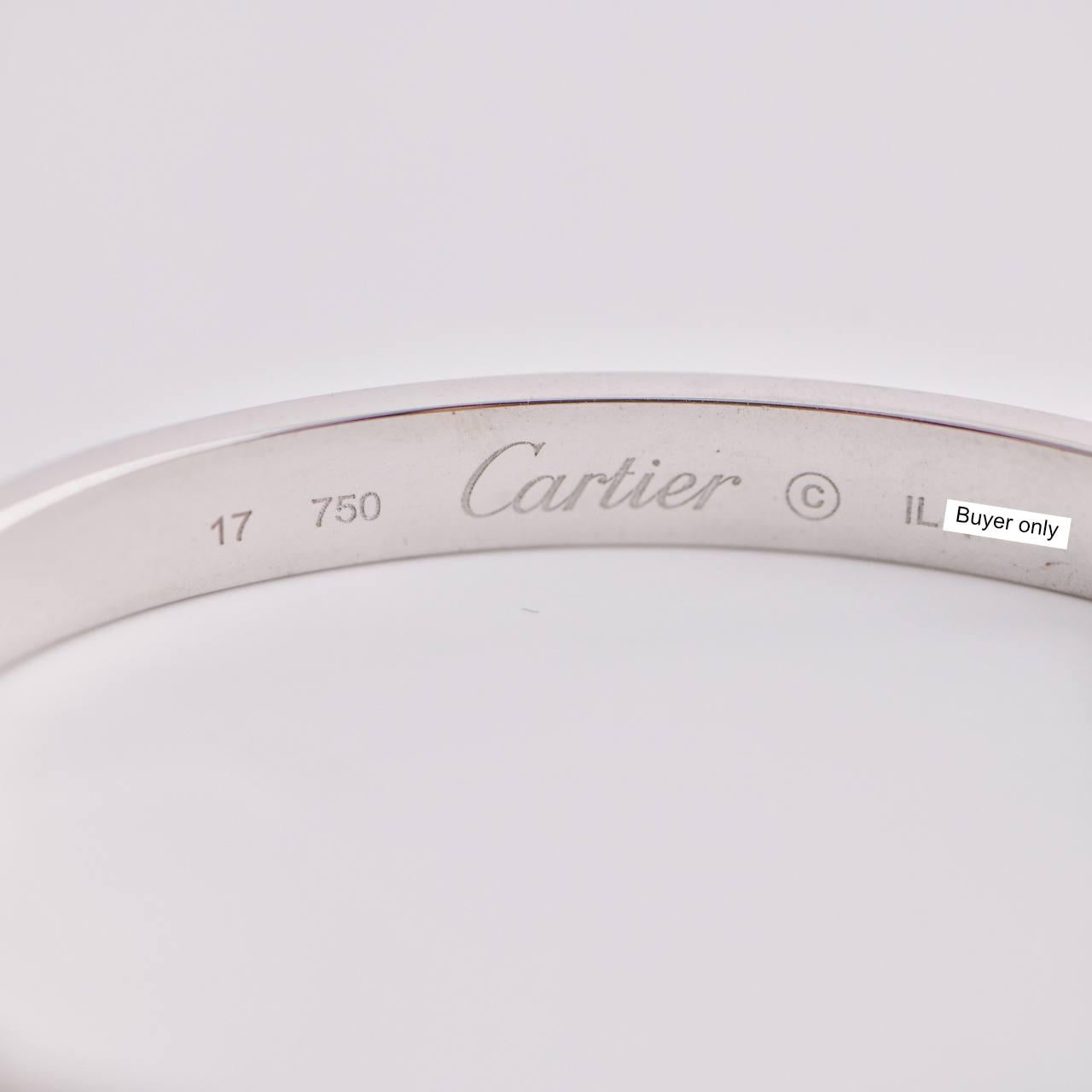 Cartier Love-Armband aus 18 Karat Weißgold, Größe 17 im Zustand „Hervorragend“ im Angebot in Banbury, GB