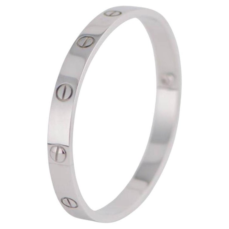 Cartier Bracelet Love en or blanc 18 carats, taille 17 sur 1stDibs