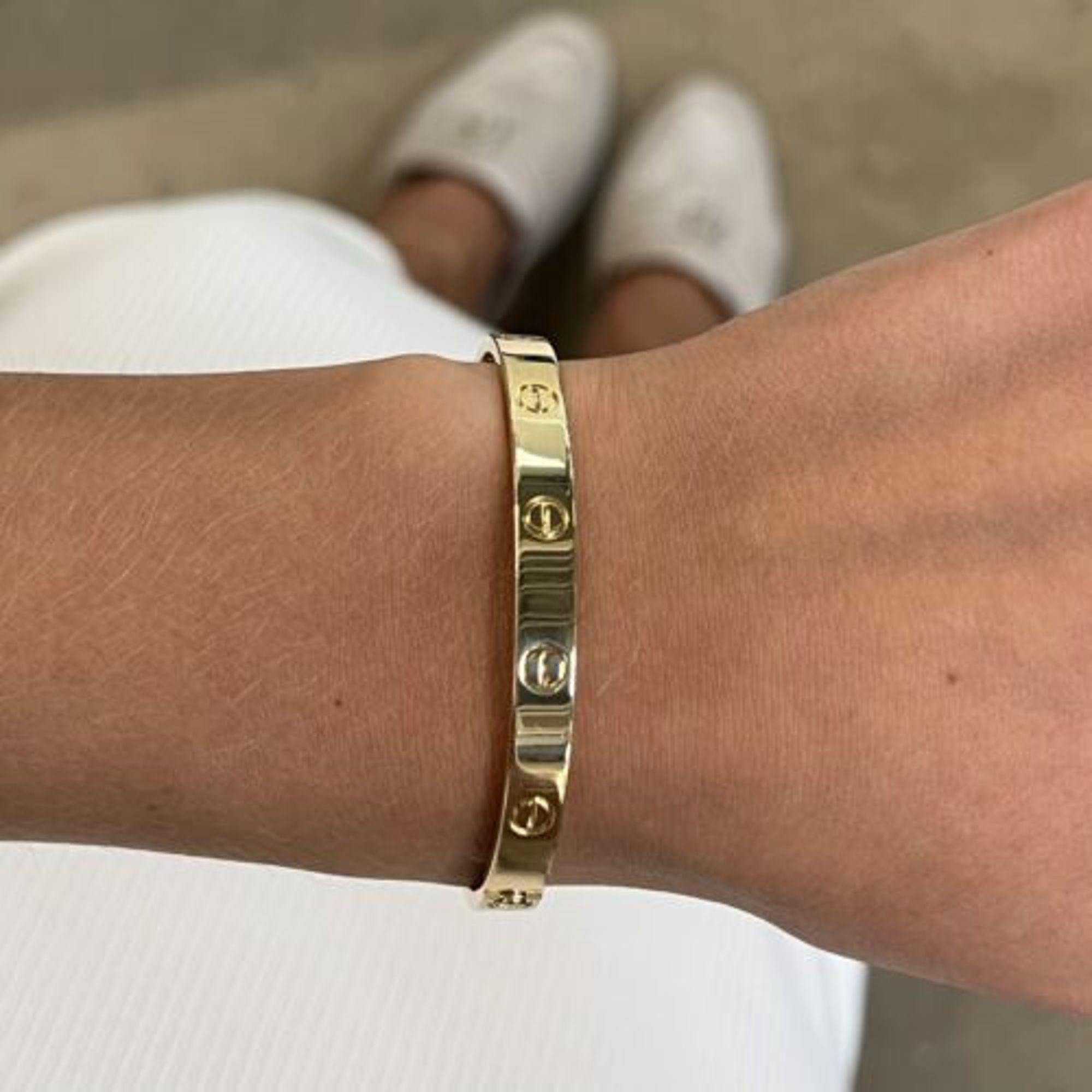 Cartier Love Bracelet 18K Yellow Gold New Style In Excellent Condition In New York, NY