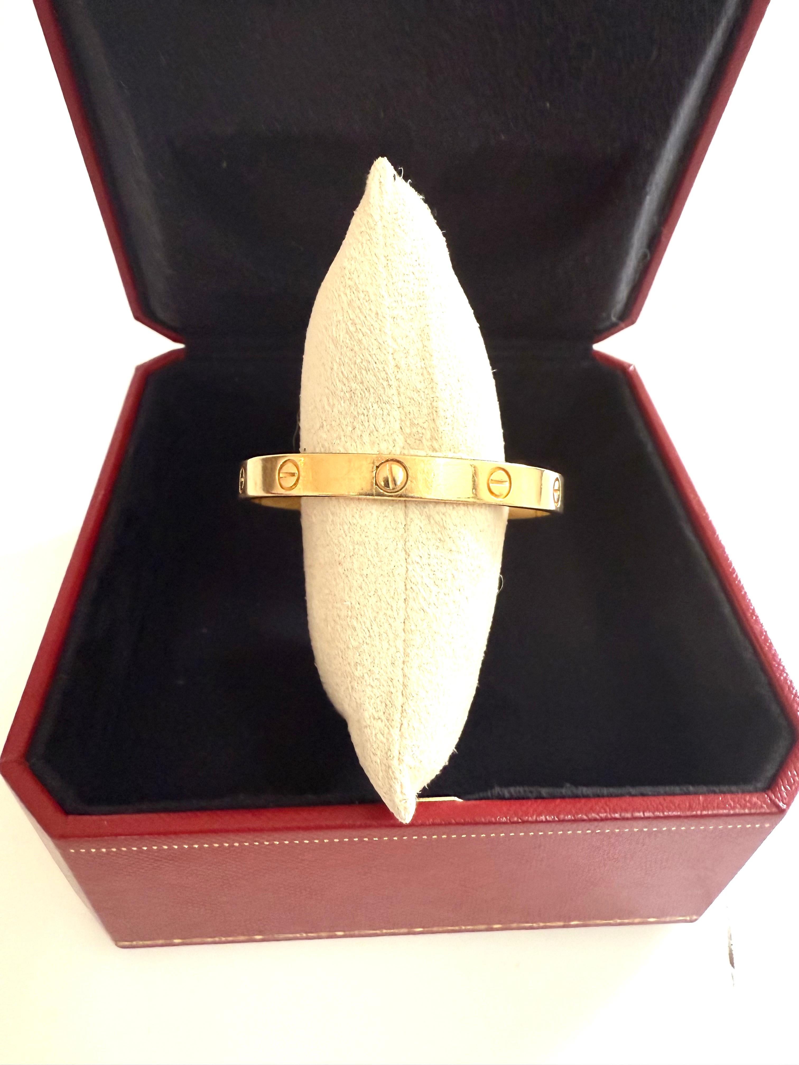 Bracelet Love en or jaune 18K de Cartier Taille 18 avec boîte et certificat, 2016 Unisexe en vente