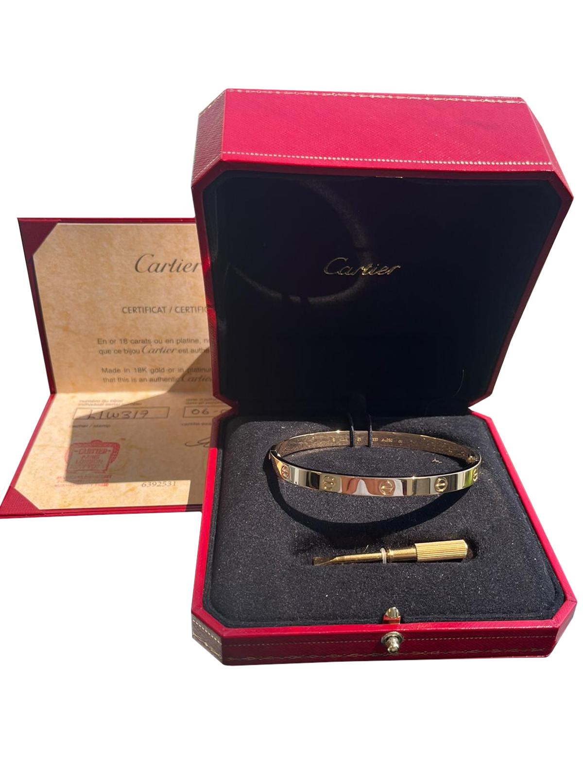 Modernist Cartier Love Bracelet 18K Yellow Gold Size 21 with Screwdriver For Sale