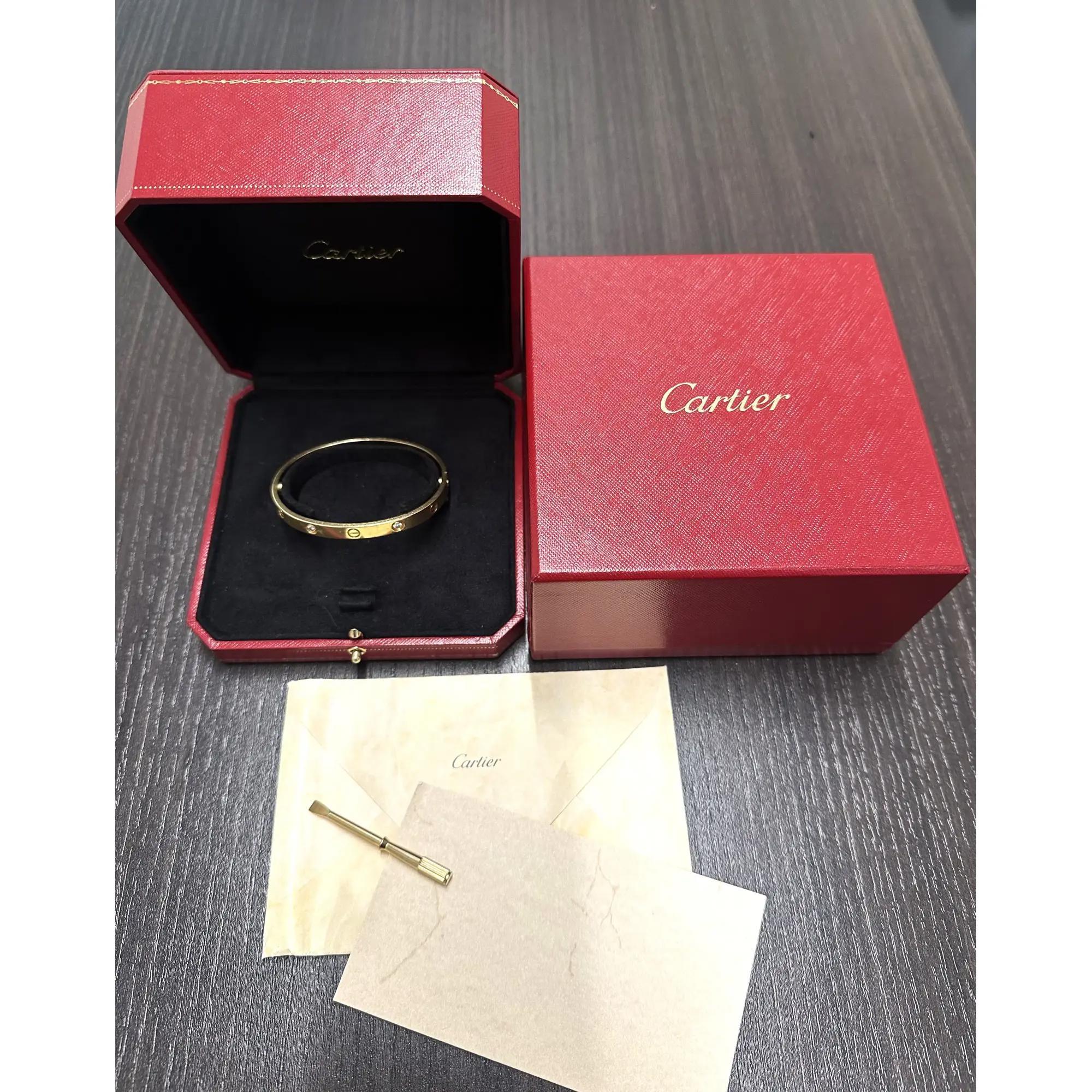 Cartier Bracciale dell'Amore 4 Diamanti Modello Classico Oro Giallo 18K Taglia 18 In condizioni ottime in vendita a New York, NY