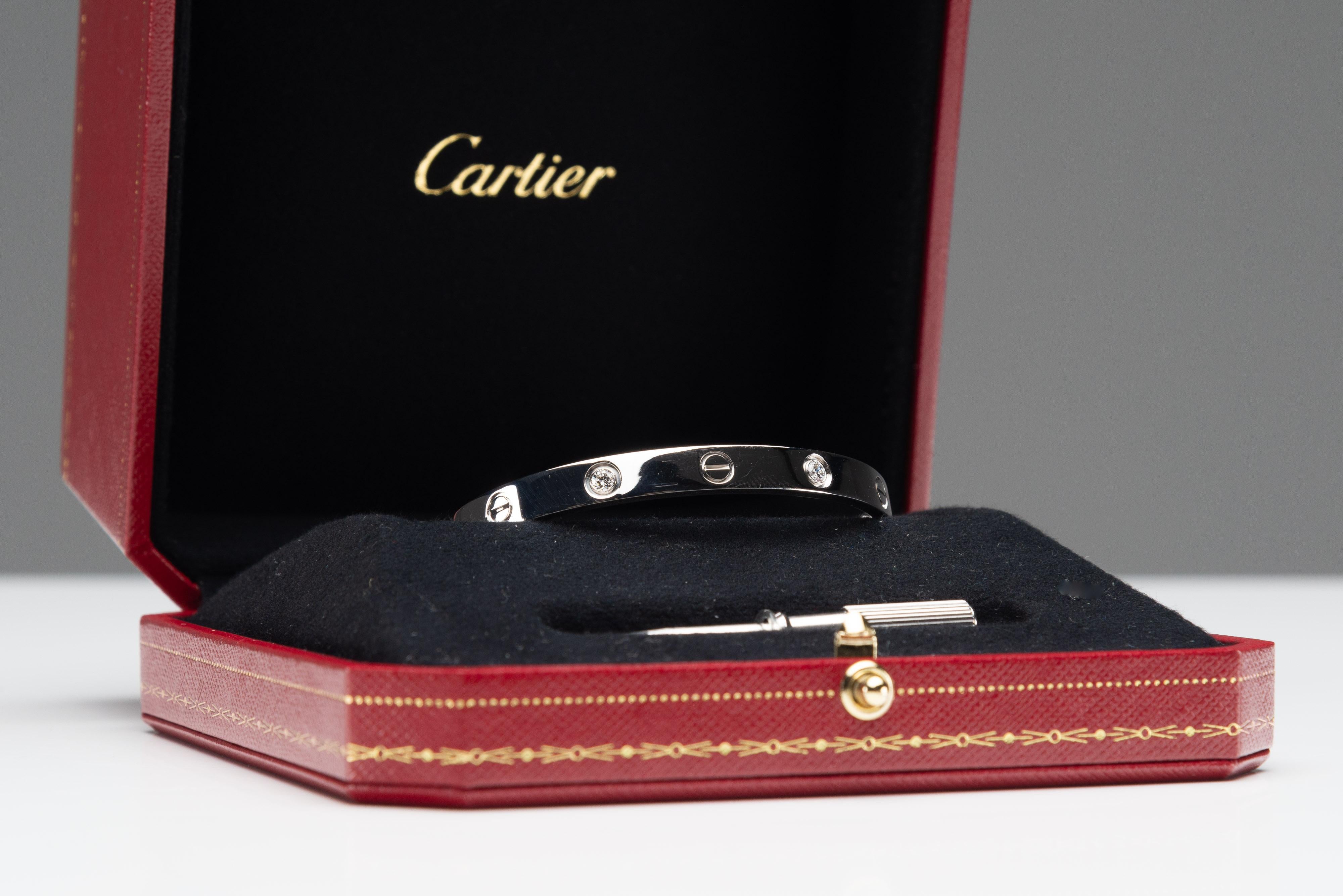 Women's or Men's Cartier Love Bracelet 4 Diamonds White Gold Size 17