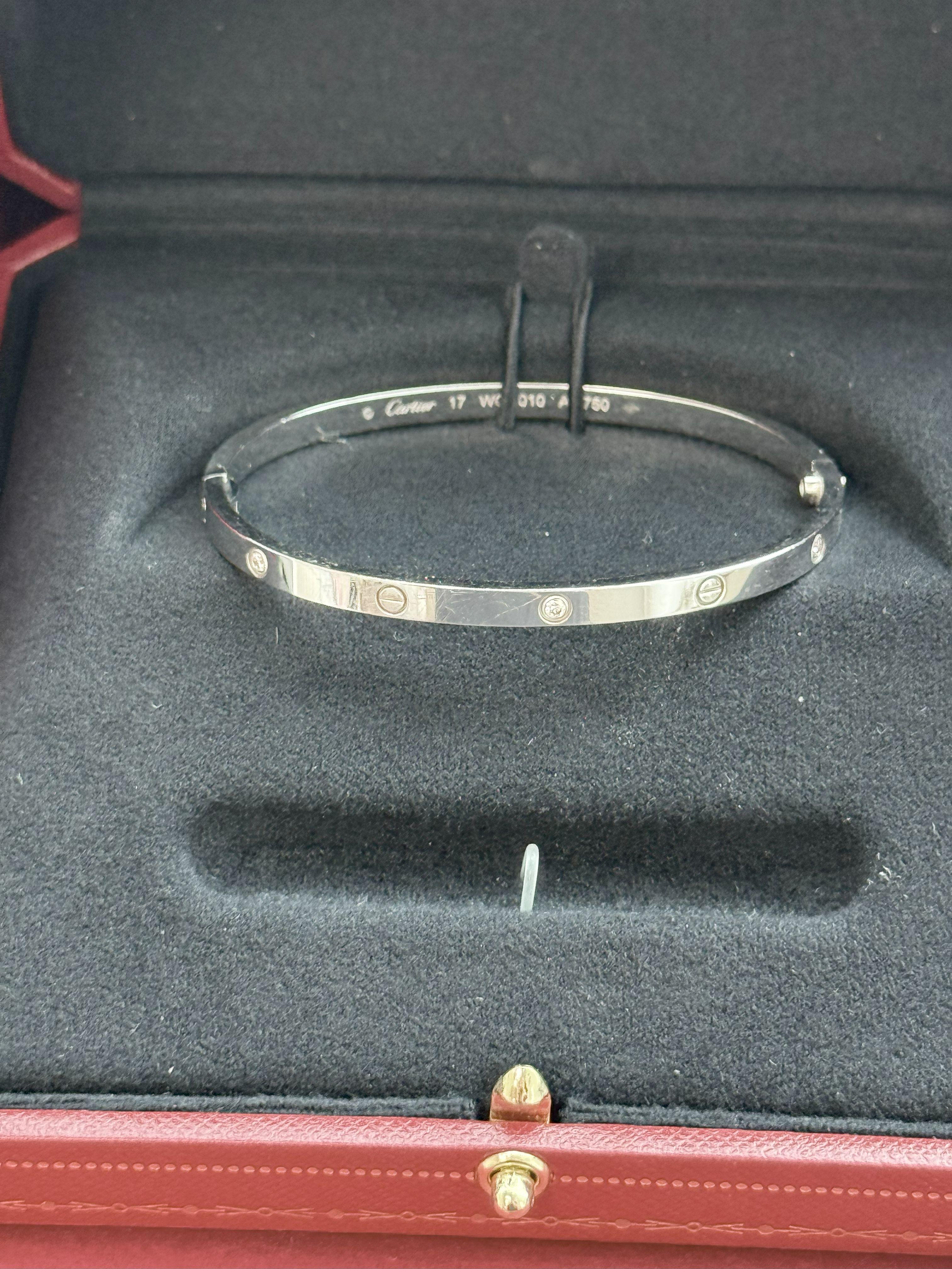 Donna Cartier Bracciale dell'Amore 6 Diamanti Modello Piccolo In Oro Bianco 18K in vendita